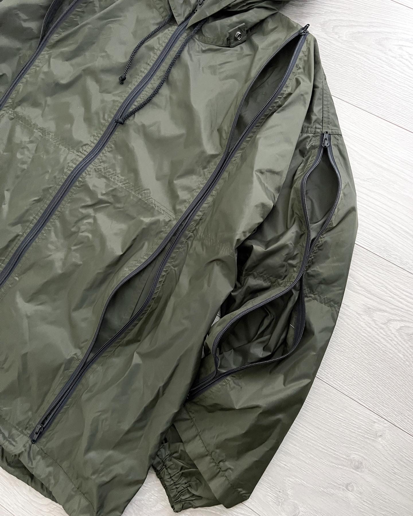 Final Home 1990s Survival Jacket - Size L