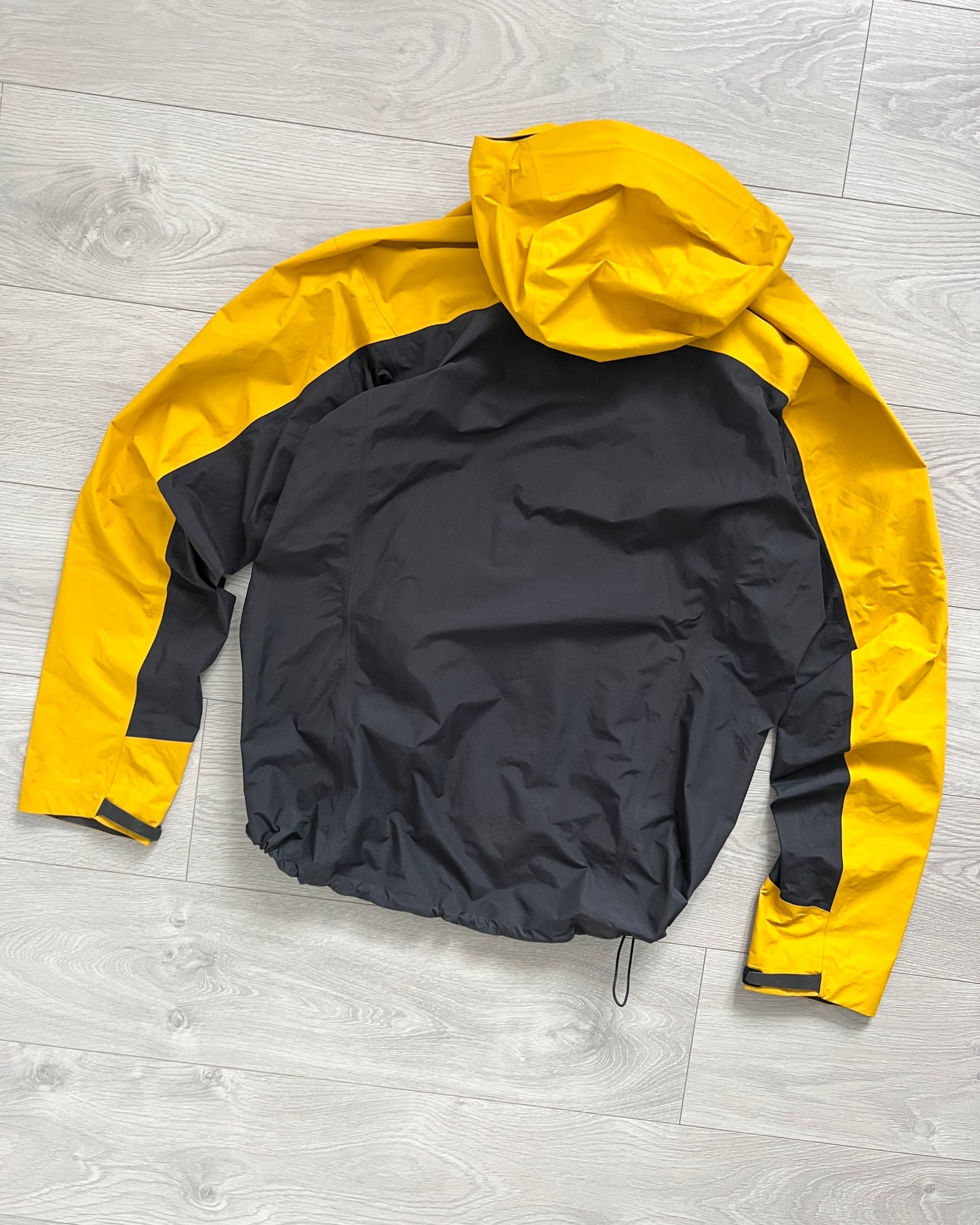 Arcteryx Japan Exclusive Zeta SL Two Tone Gore-Tex Jacket - Size L