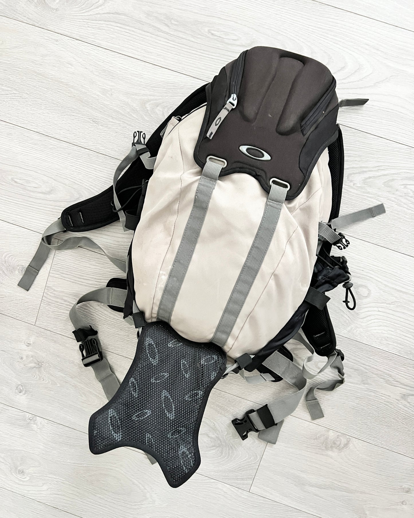 Oakley AP 2006 'Tool Box' Technical Utility Backpack - One size