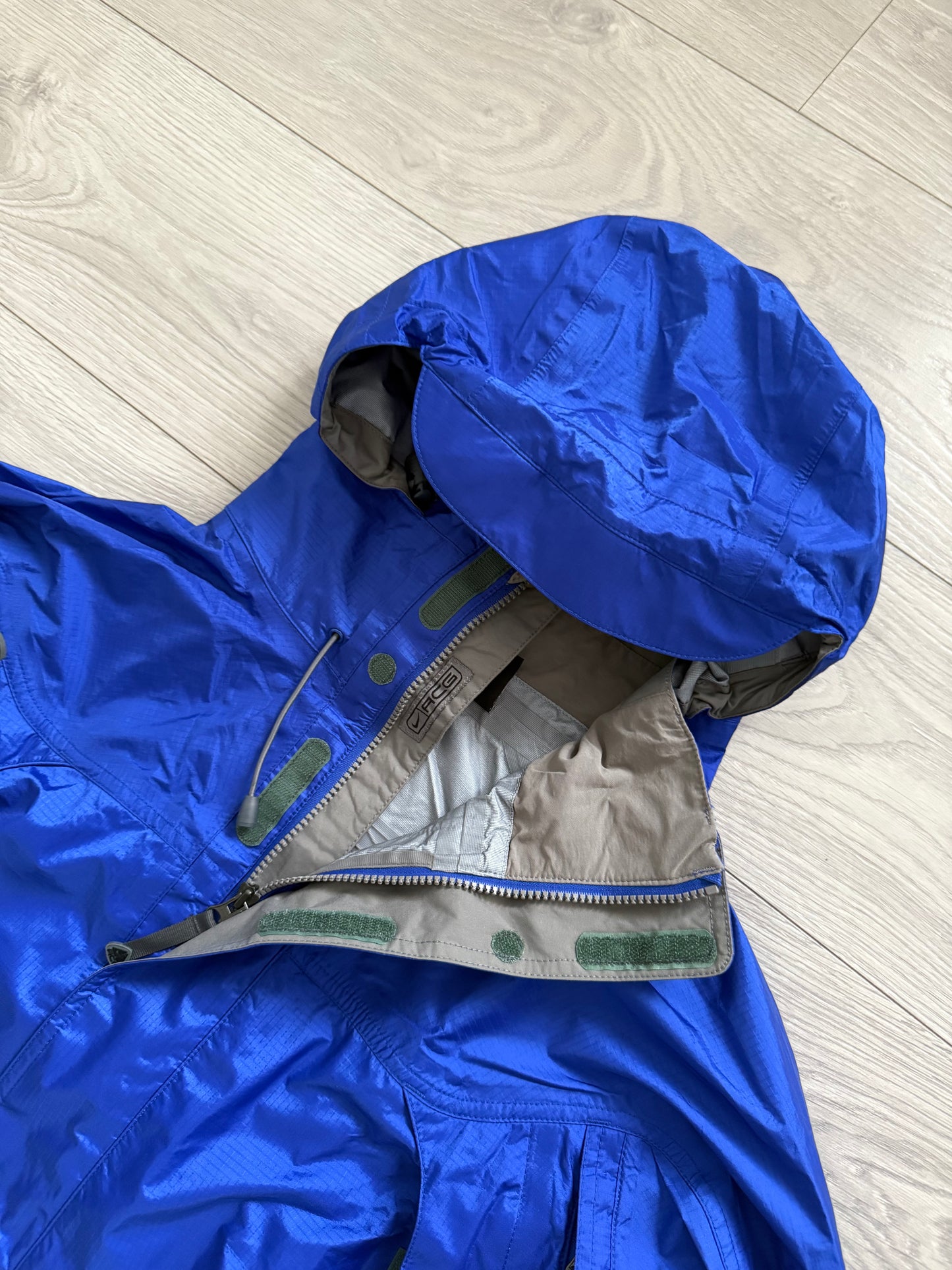 Nike ACG 00s Storm Fit Technical Waterproof Panelled Jacket - Size XXL