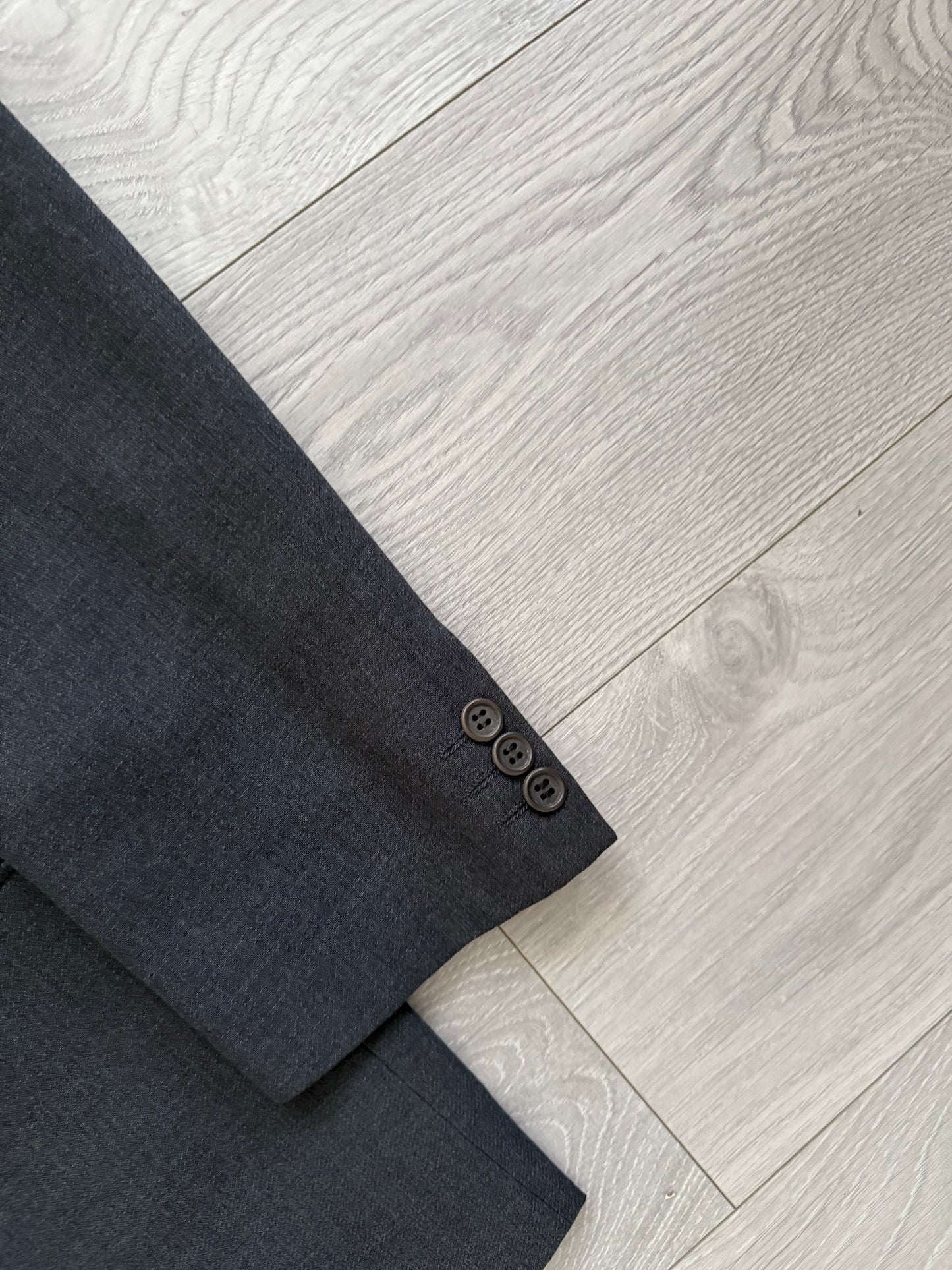 Giorgio Armani 1990s Double-Breasted Pleated Wool Suit - Size M Jacket / 32" Waist