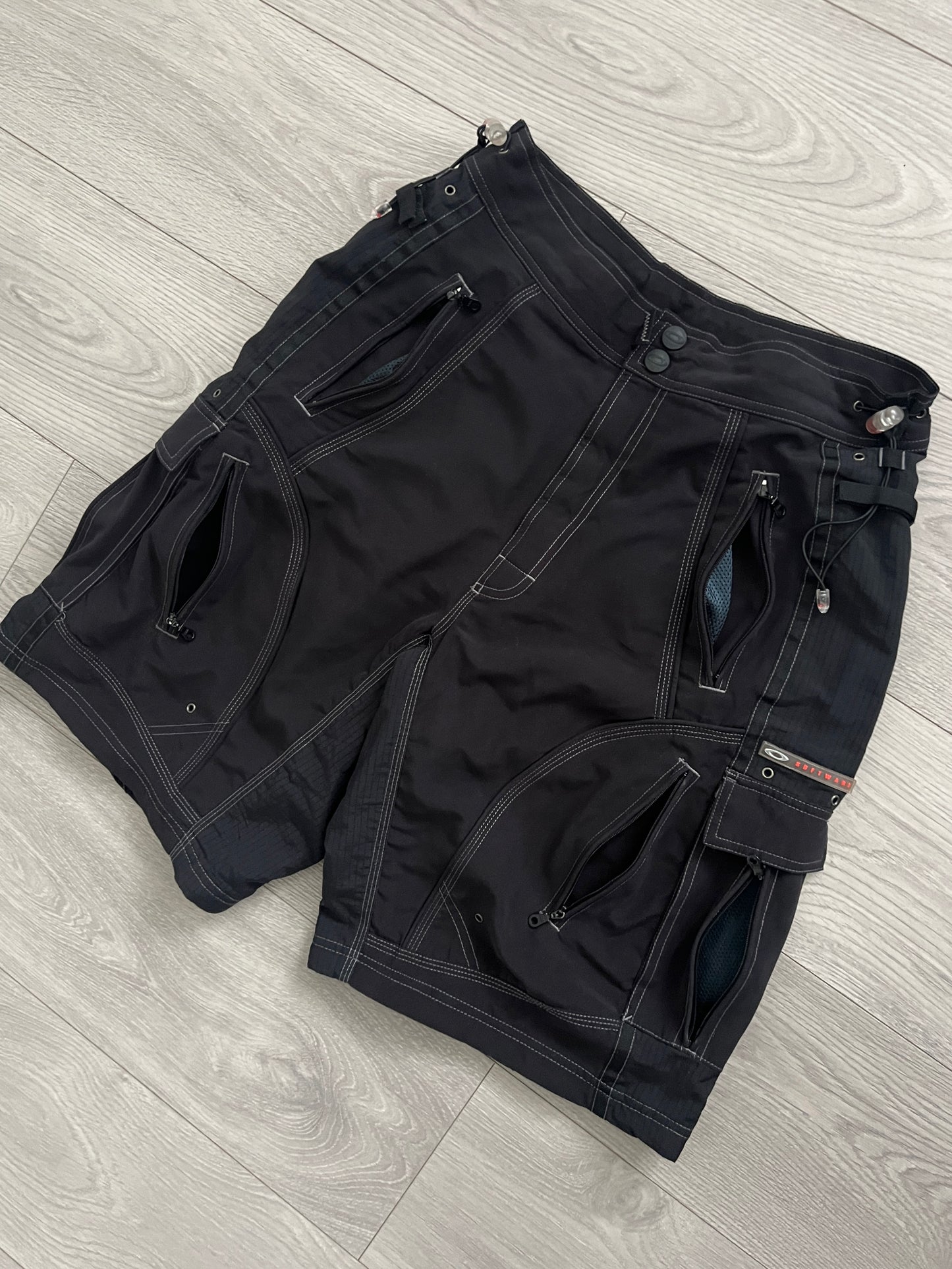 Oakley Software Technical Multi-Pocket Toggle Short - Size M
