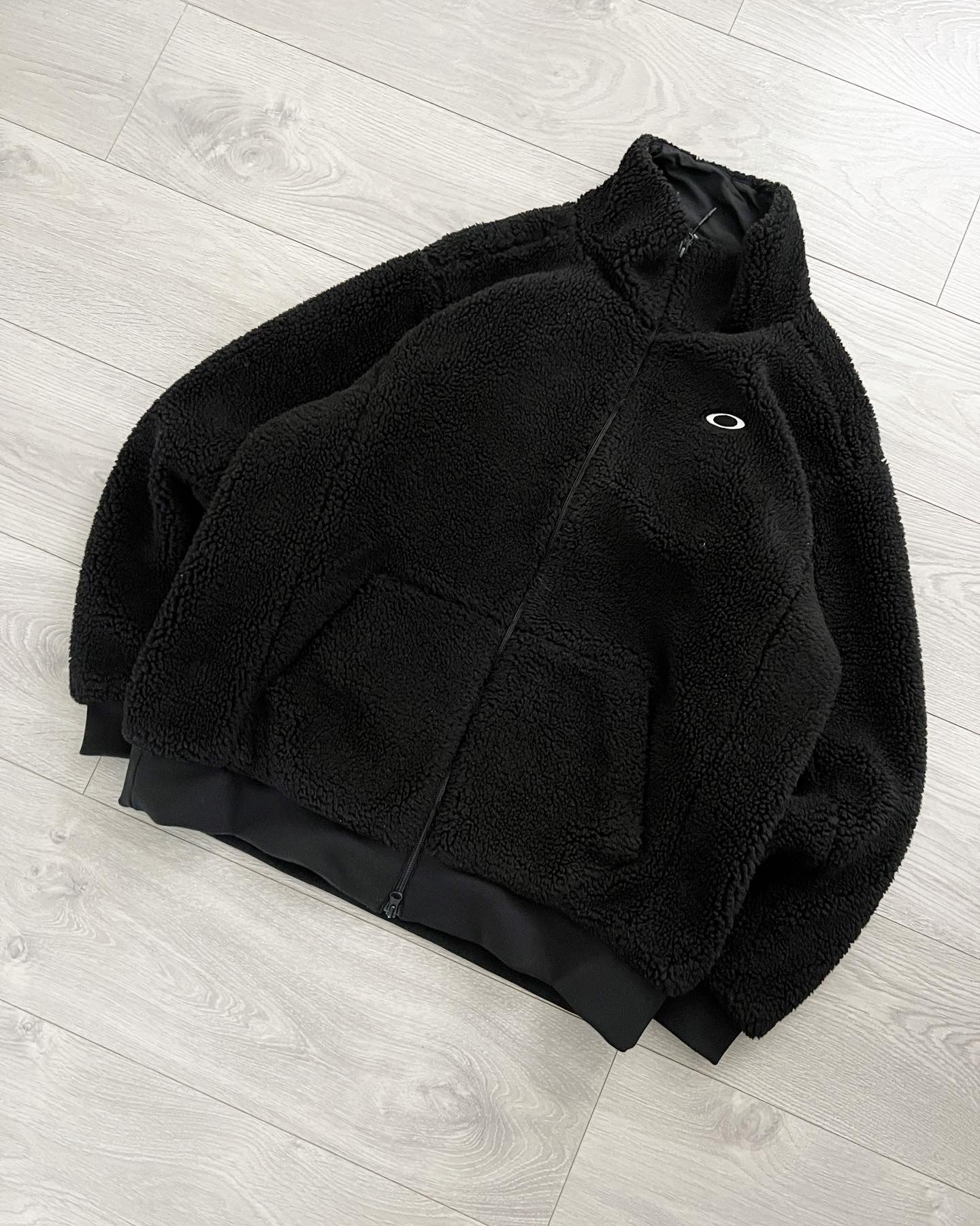 Oakley Boa Deep Pile Black Fleece Jacket - Size M