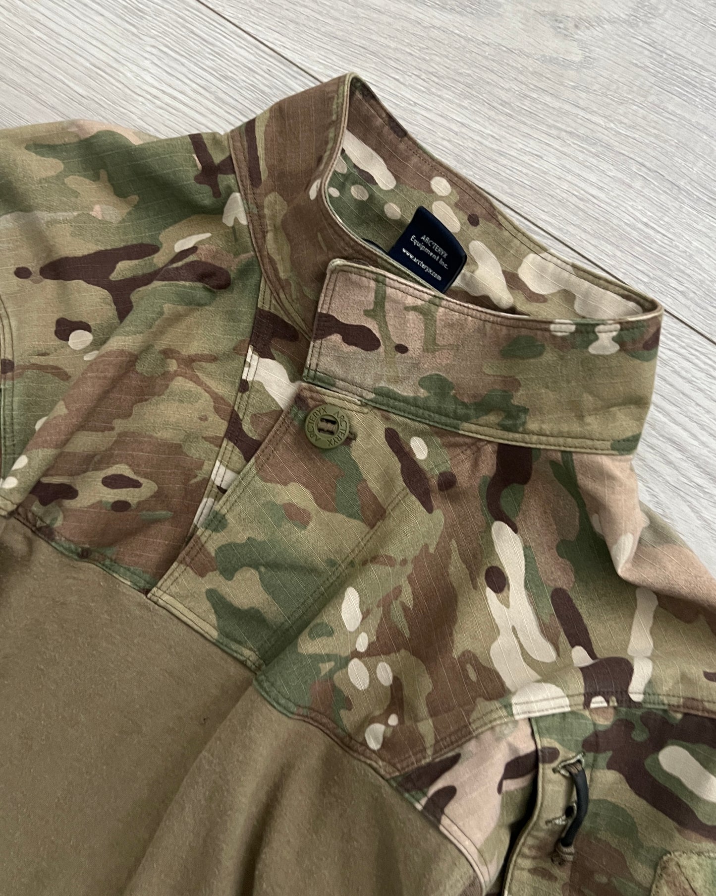 Arc'teryx LEAF Assault AR Combat Shirt Multicam - Size M