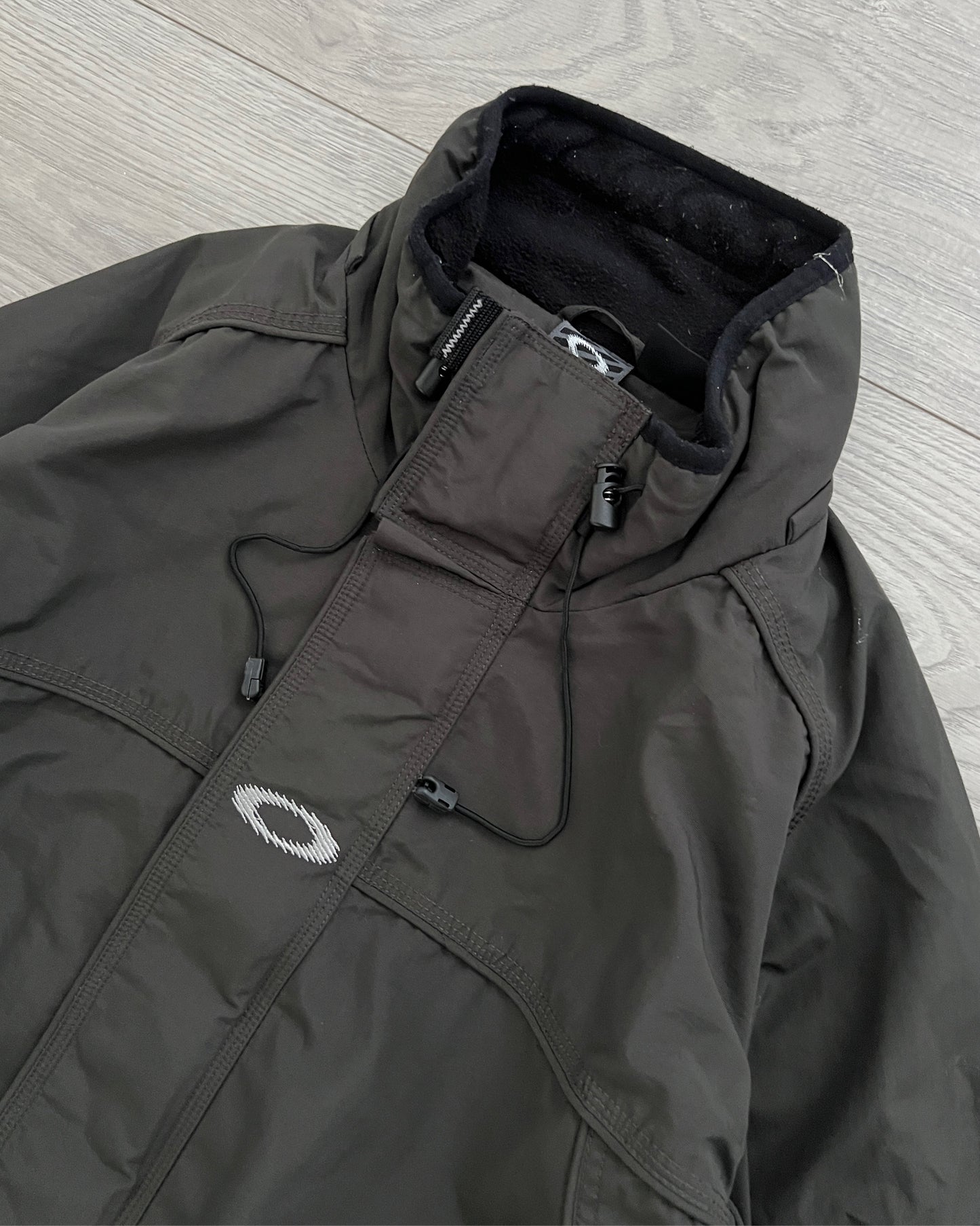 Oakley Software 00s Technical Waterproof Jacket - Size XL
