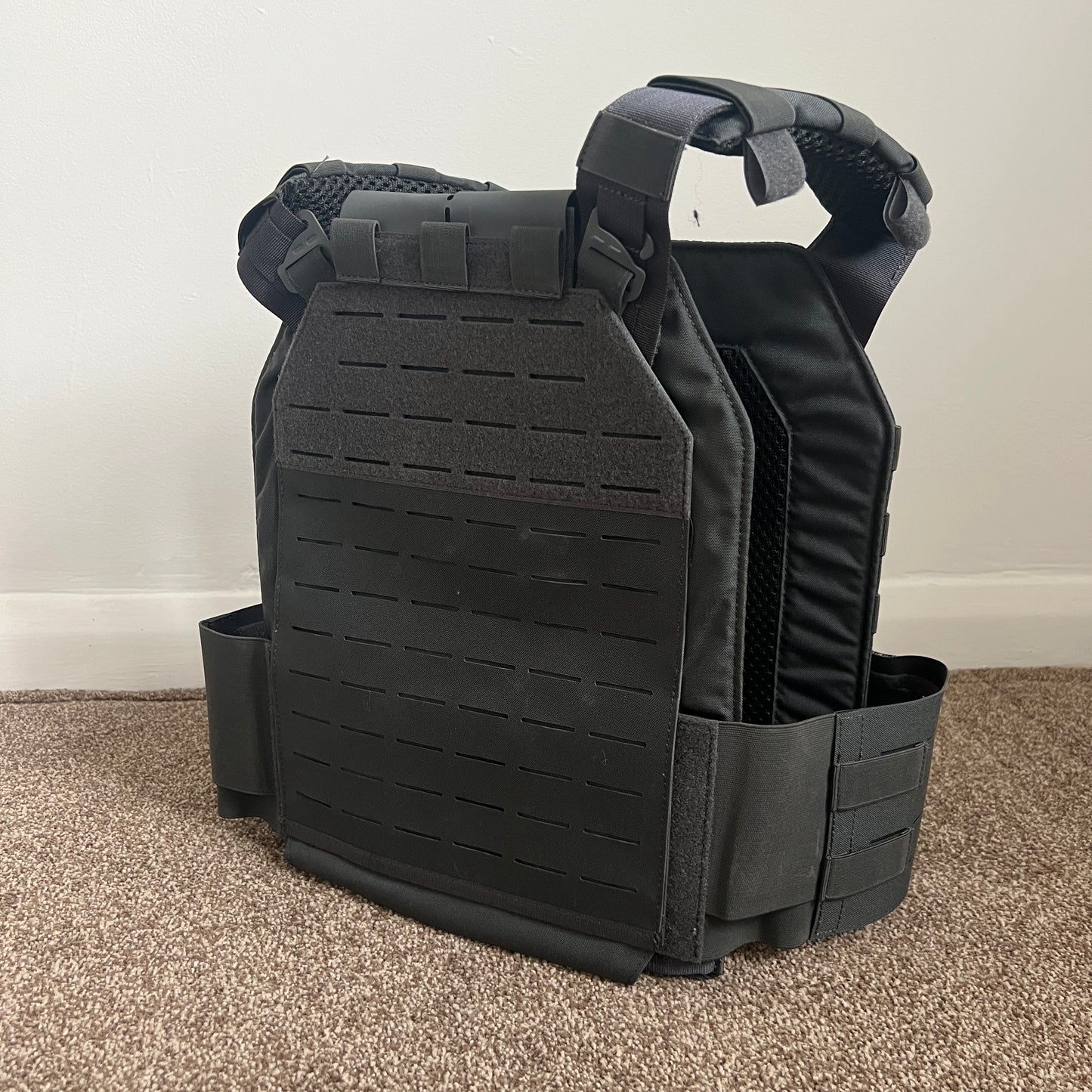 C2R Vest Size L