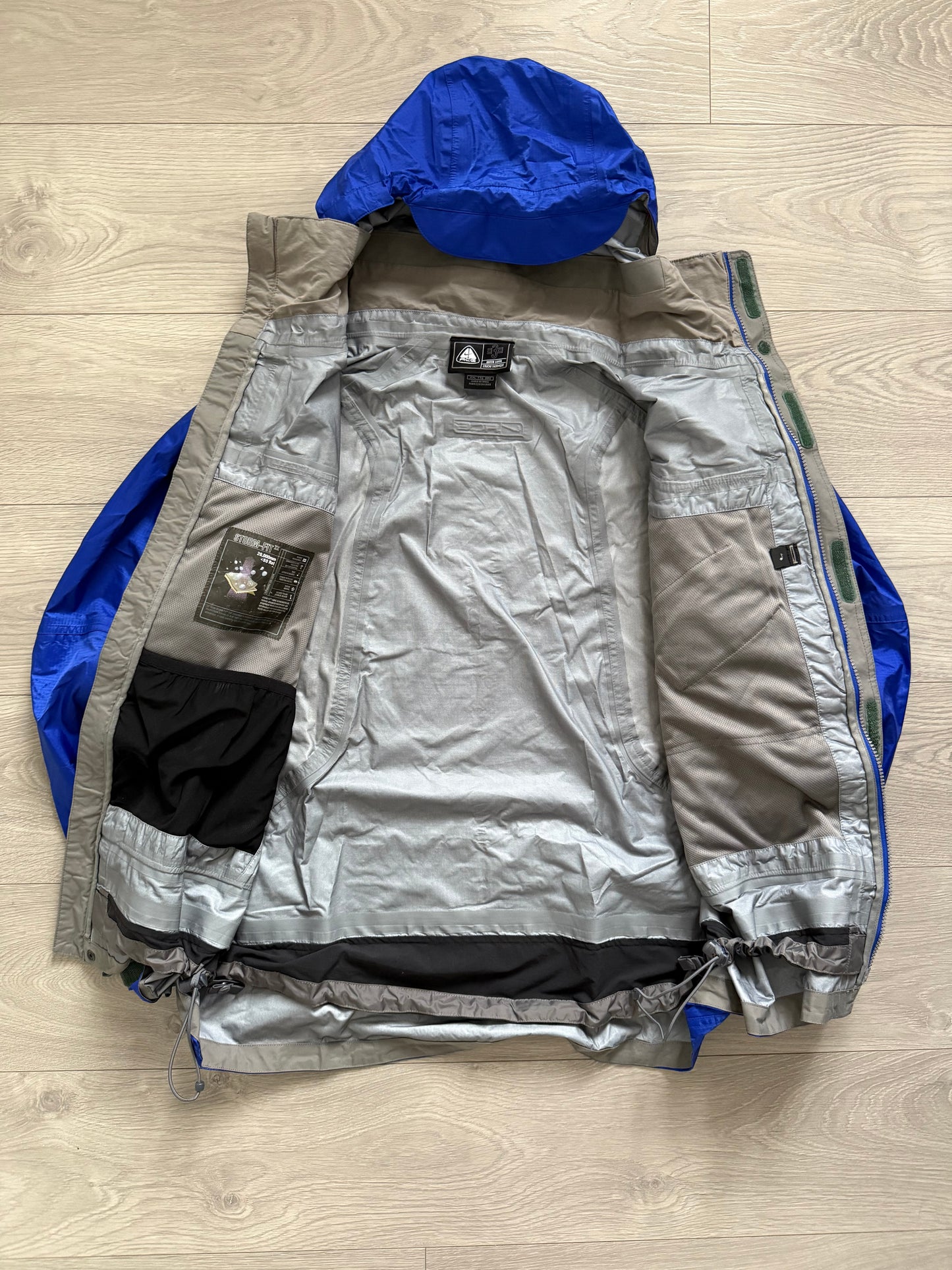 Nike ACG 00s Storm Fit Technical Waterproof Panelled Jacket - Size XXL