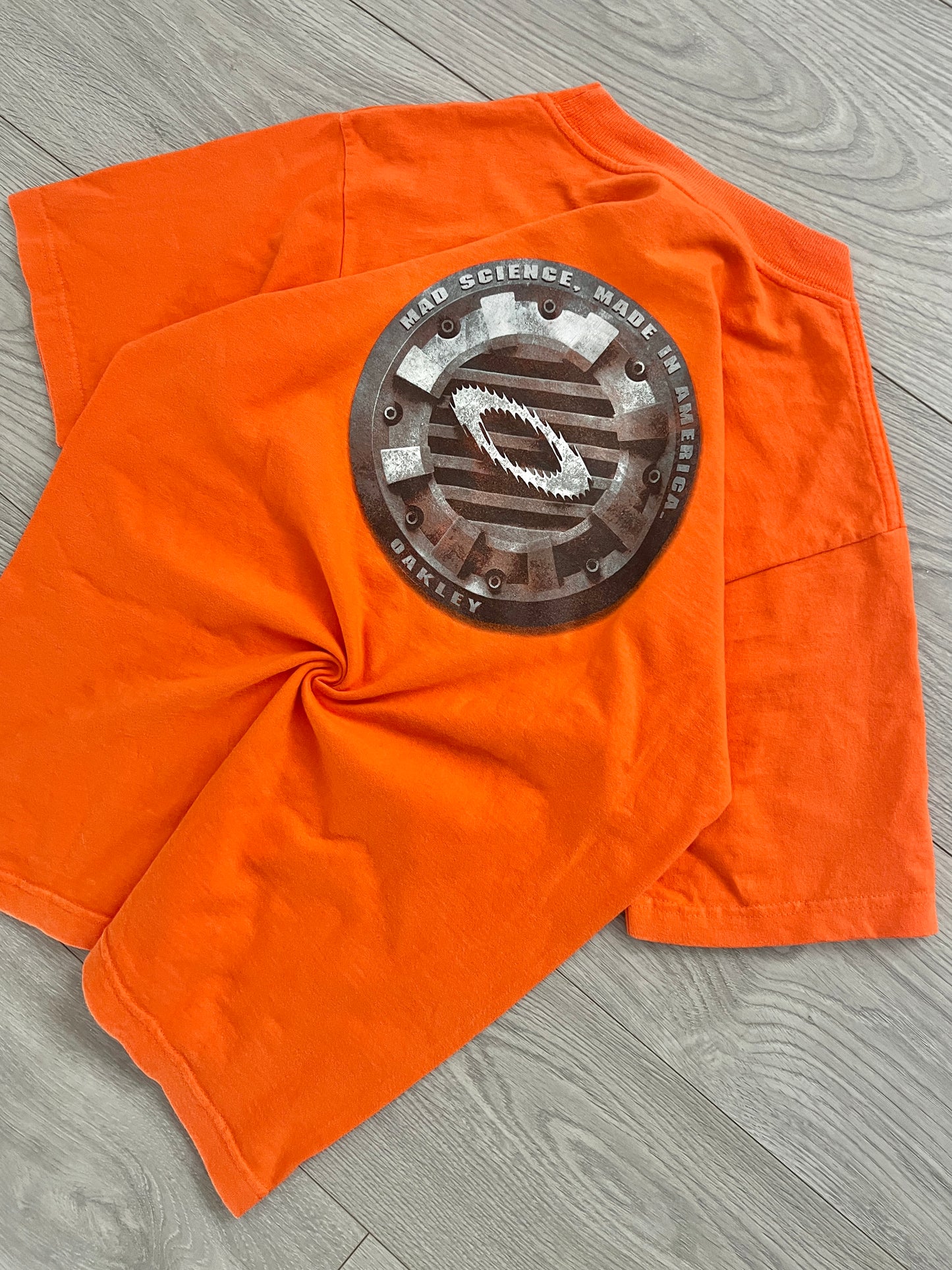 Oakley Software 00s Razor Icon Logo Back Print T-Shirt - Size S