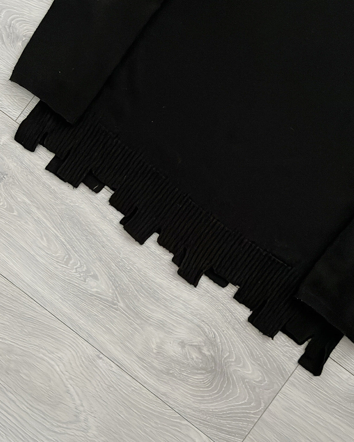 Comme Des Garcons SHIRT Uneven Hem Knit - Size L