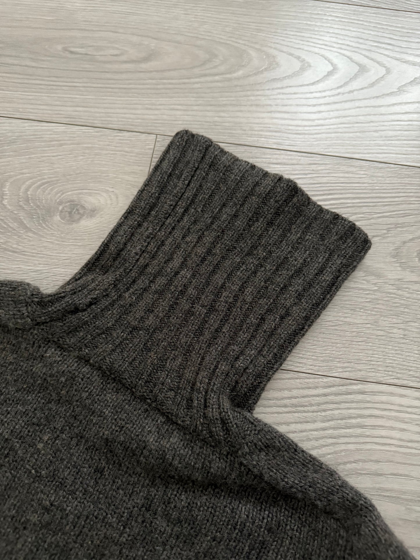 Maison Martin Margiela FW2004 Wool Camel Ribbed Turtleneck Knit Sweater - Size M