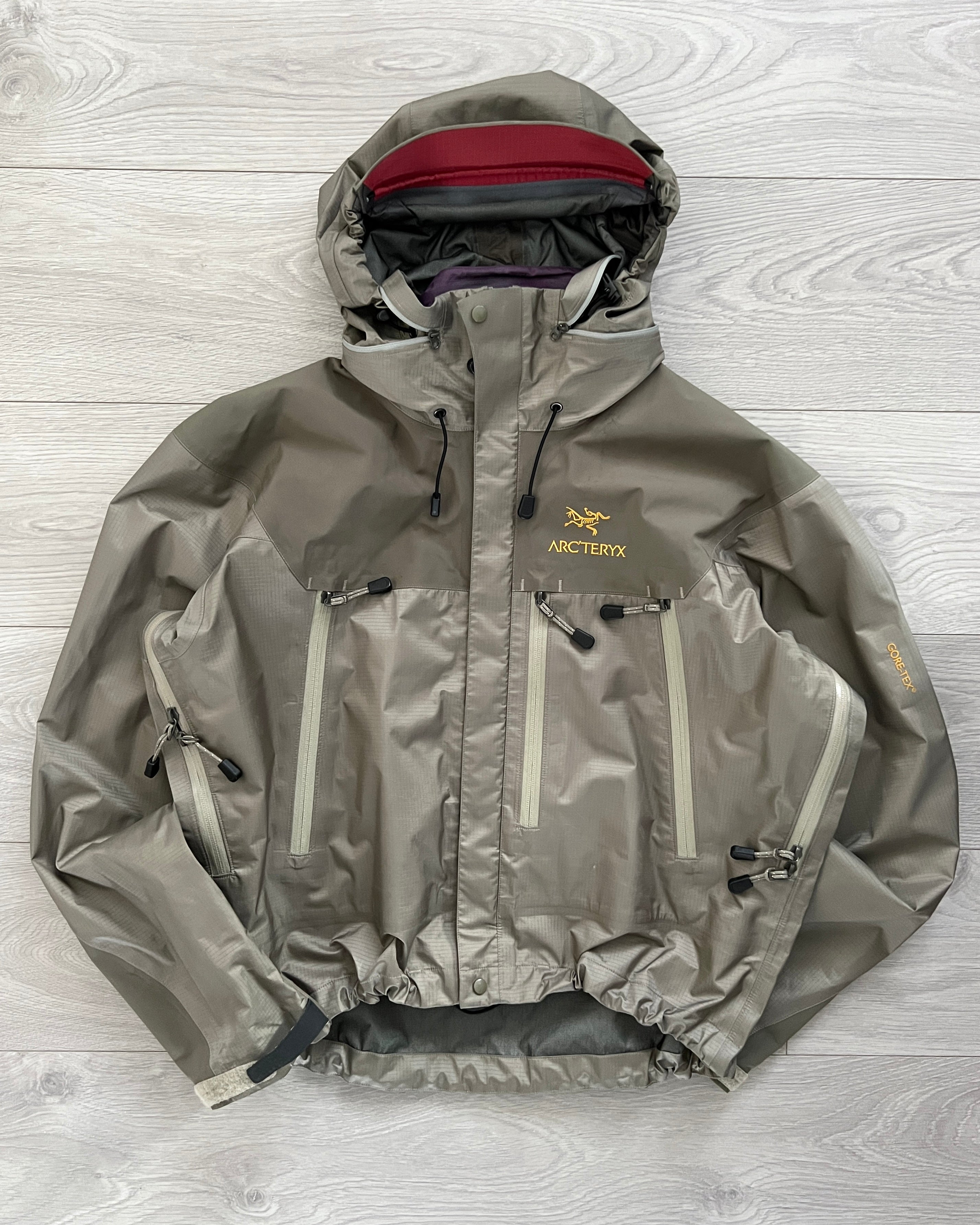 Arcteryx 1999 Kappa Golden Logo 'Stone' GoreTex Jacket - Size M 