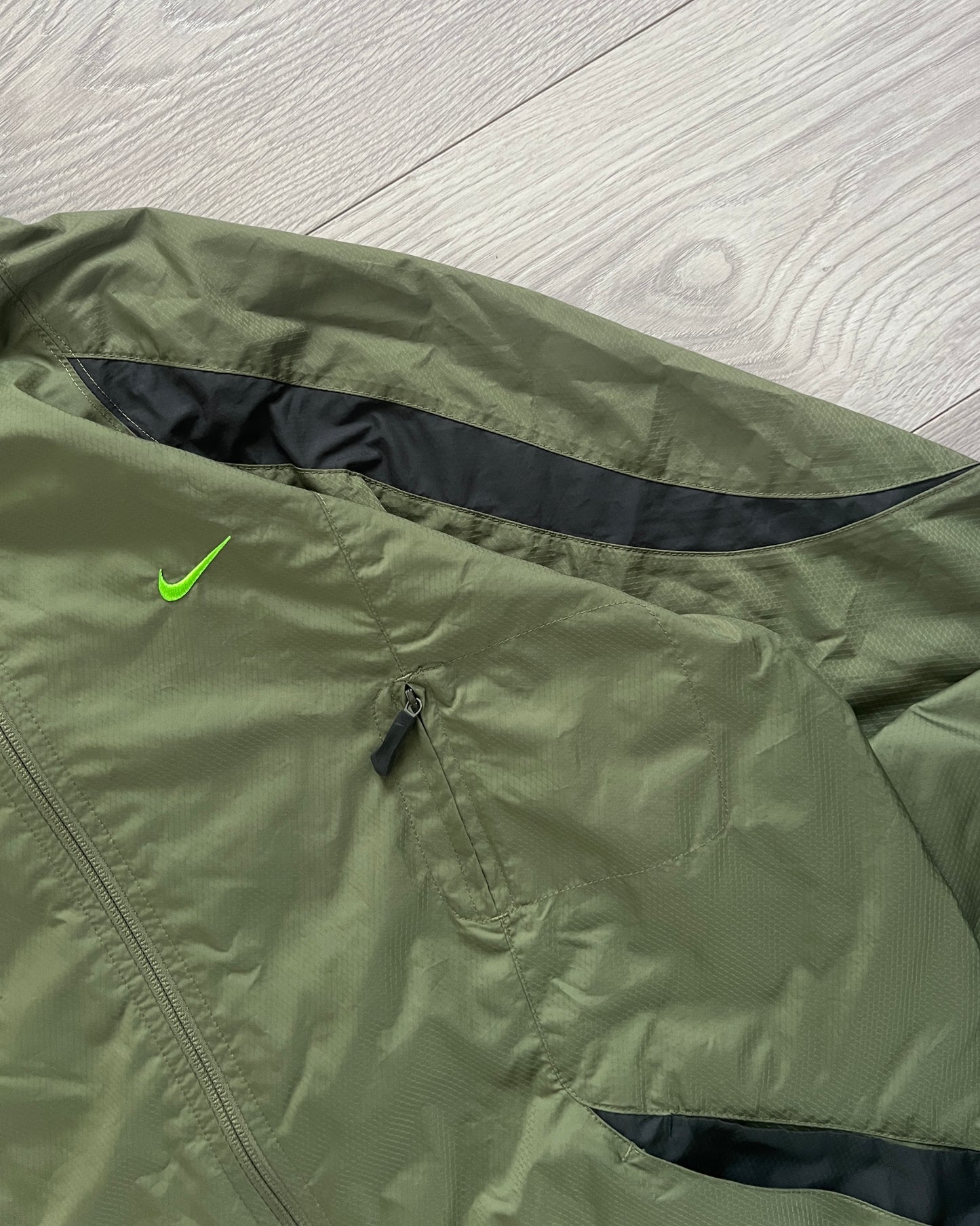 Nike Early 00s Technical Dual Pocket Layer Jacket - Size L