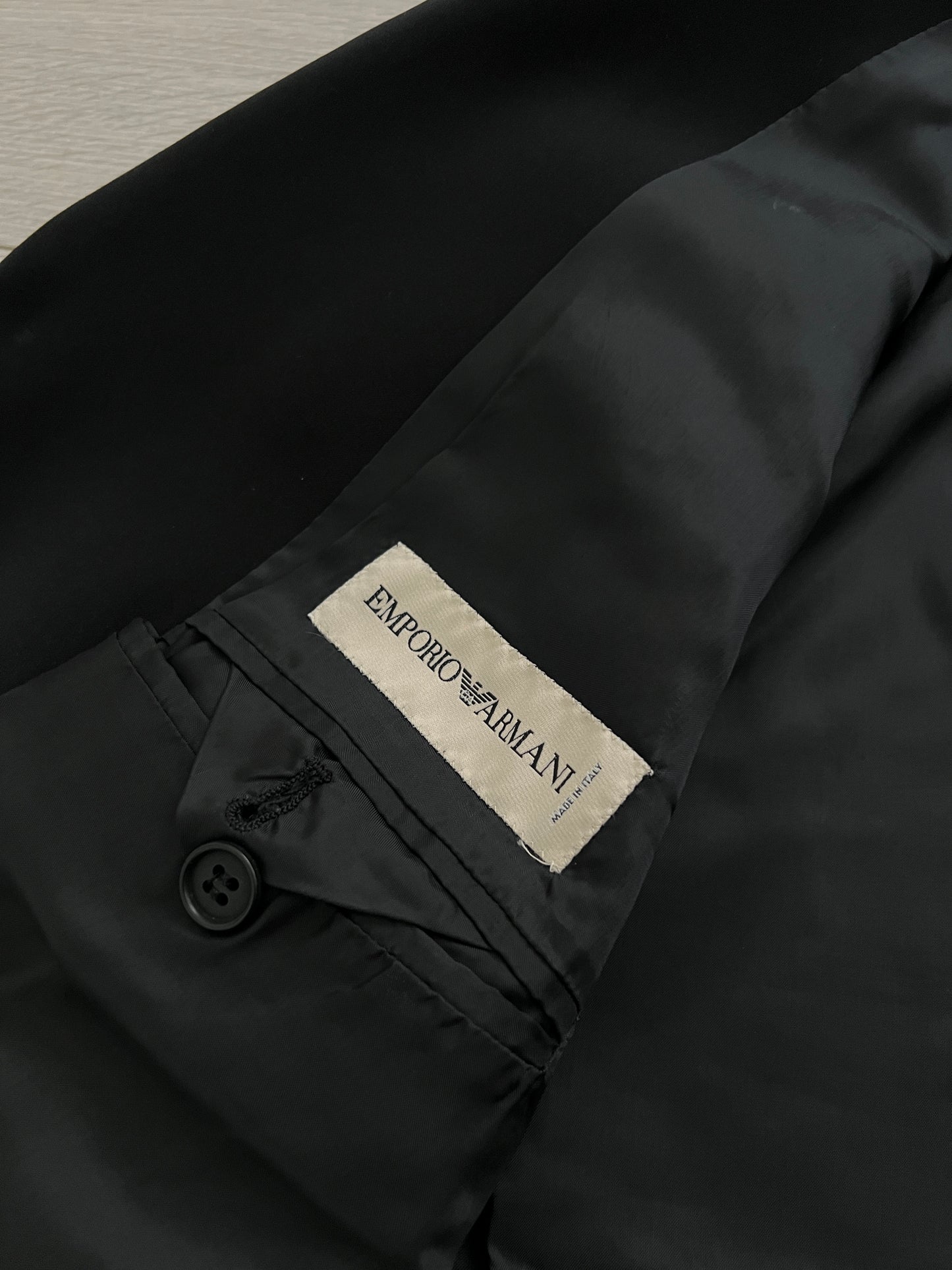 Emporio Armani 2002 3-B Relaxed Suit - Size M Jacket / 32" Waist