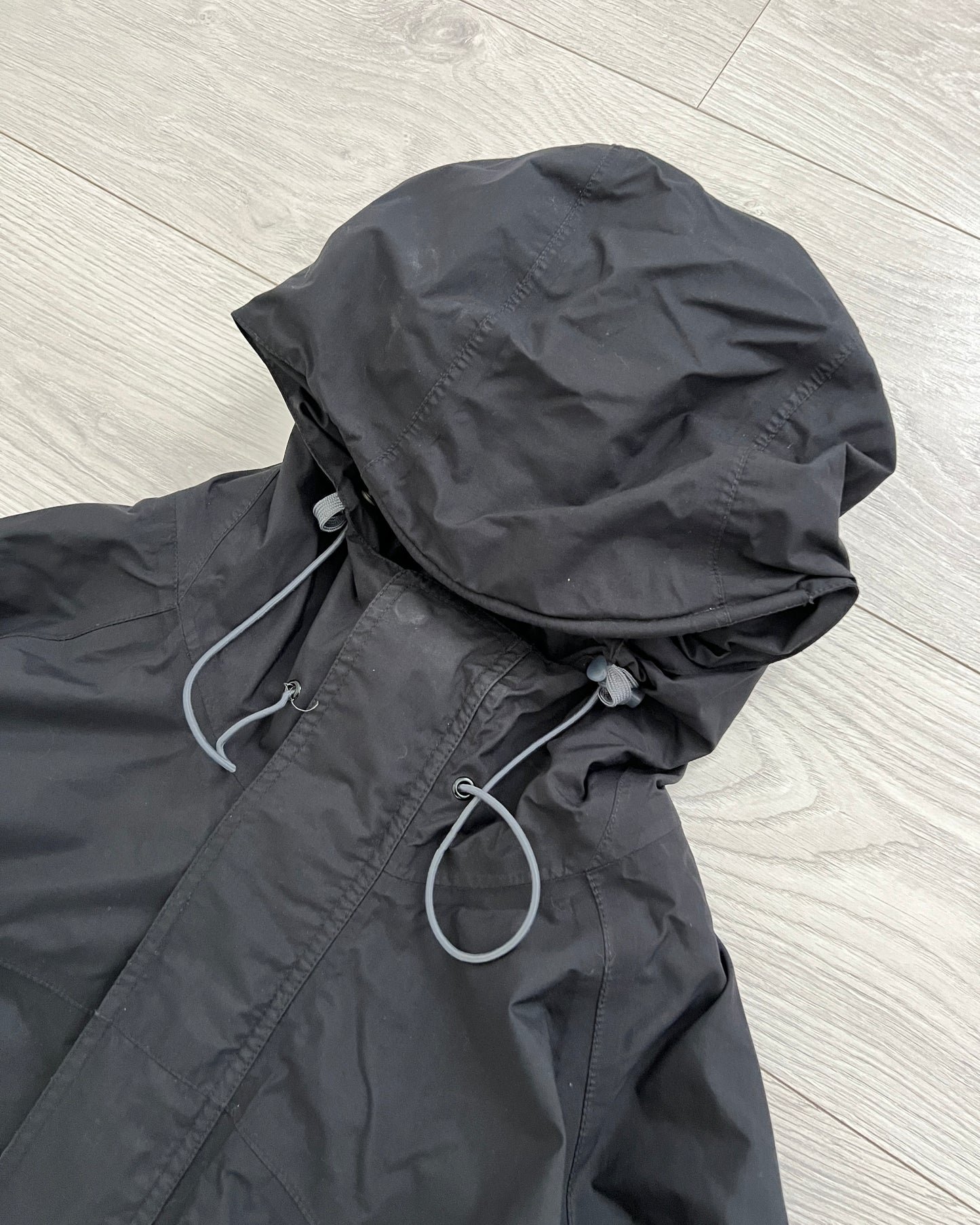 Nike ACG 00s Storm-Fit Waterproof Jacket - Size L