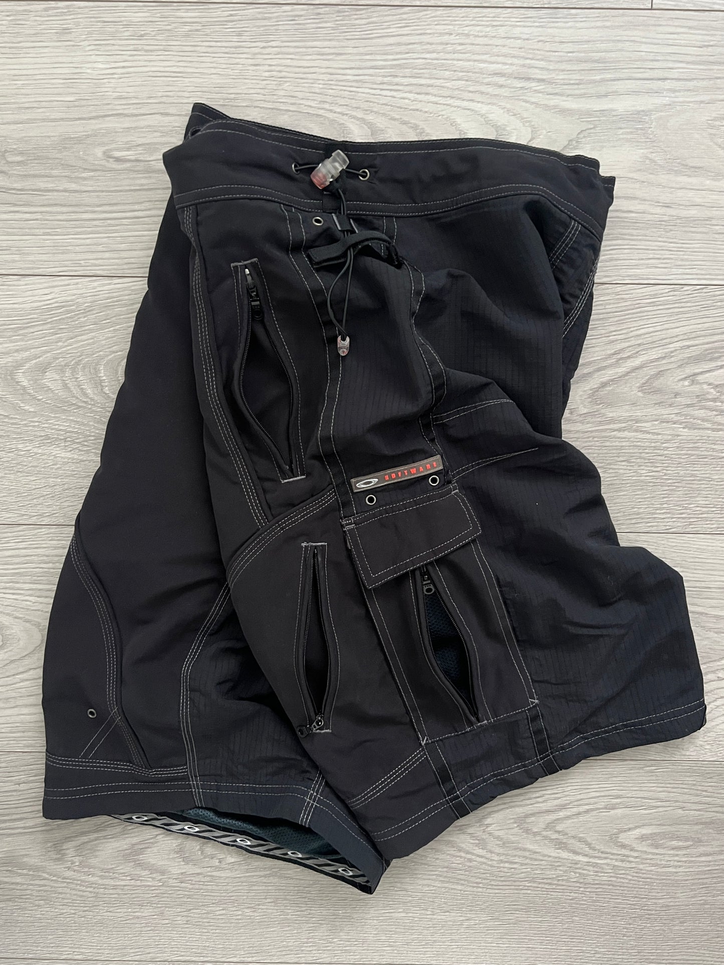Oakley Software Technical Multi-Pocket Toggle Short - Size M