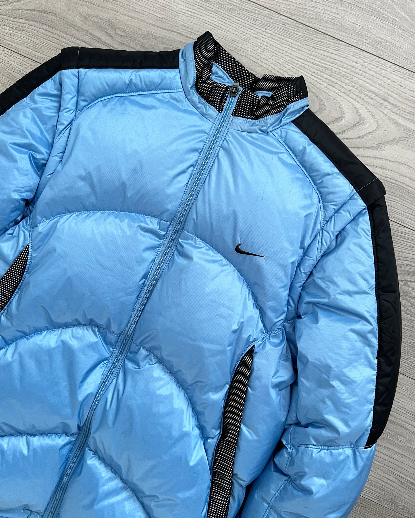 Nike FW2008 Convertible 2-in-1 Curve Stitch Puffer Jacket - Size M