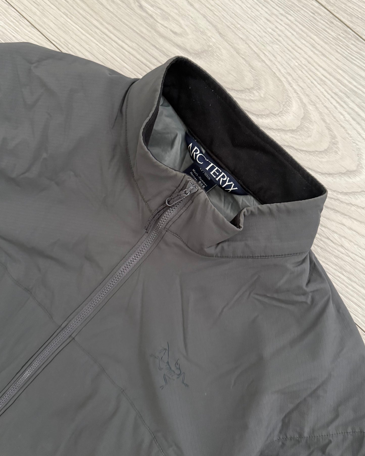 Arc'teryx LEAF Atom LT Insulated Jacket Wolf Grey - Size S, L & XL