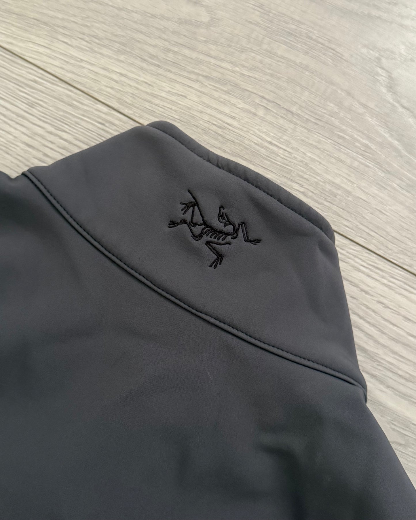 Arcteryx LEAF Bravo Softshell Fleece Lined Utility Jacket Wolf Grey - Size L