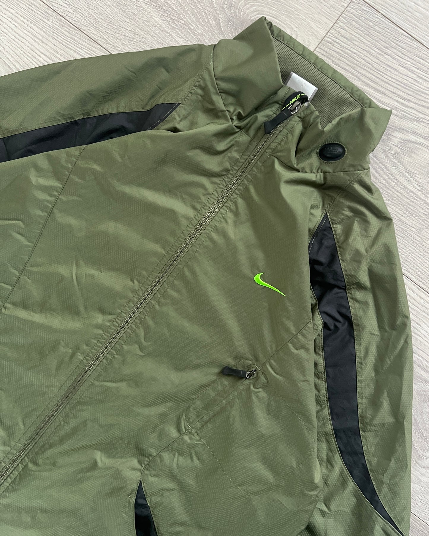 Nike Early 00s Technical Dual Pocket Layer Jacket - Size L