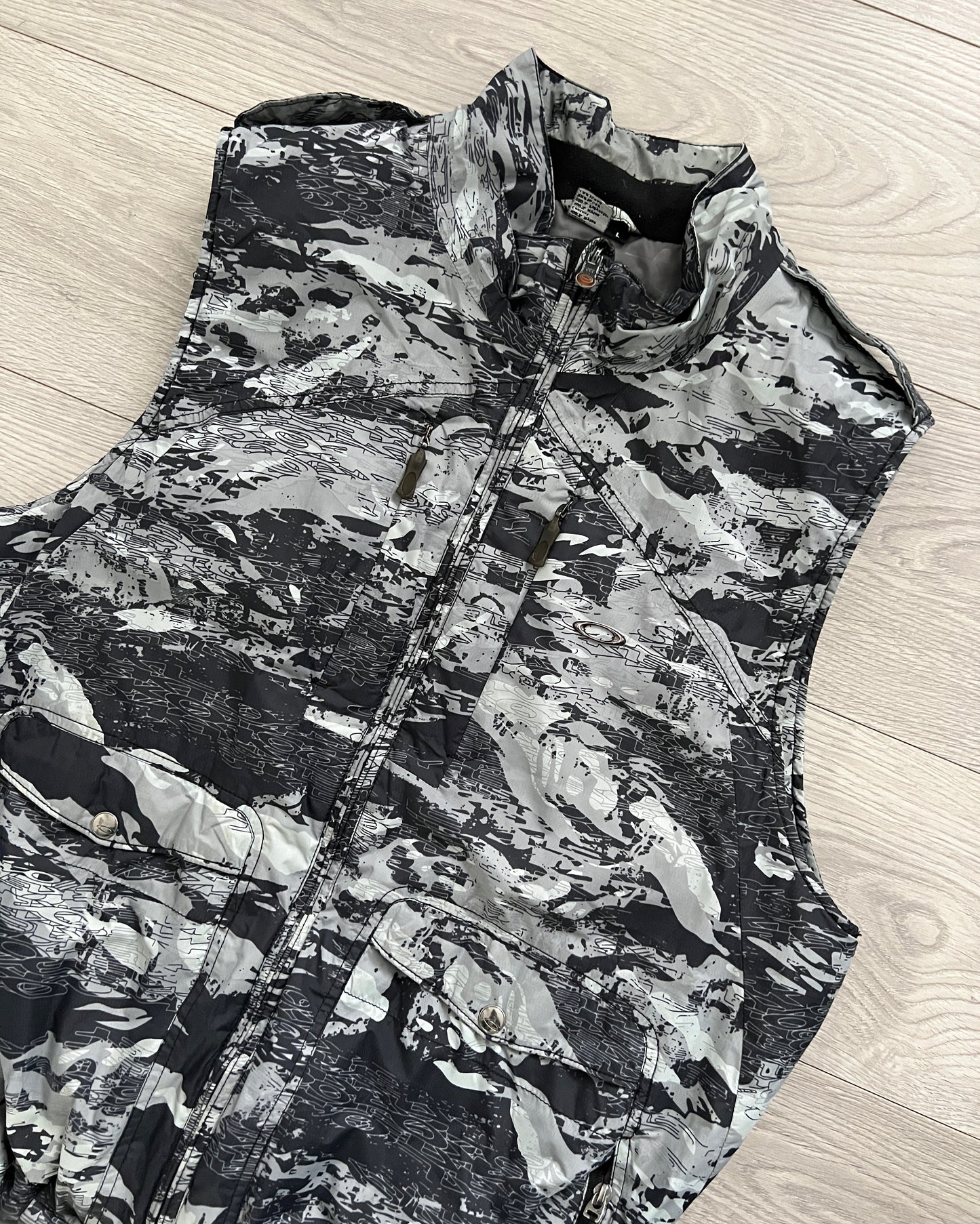 Oakley FW2007 O-Camo Print Technical Puffer Vest - Size L