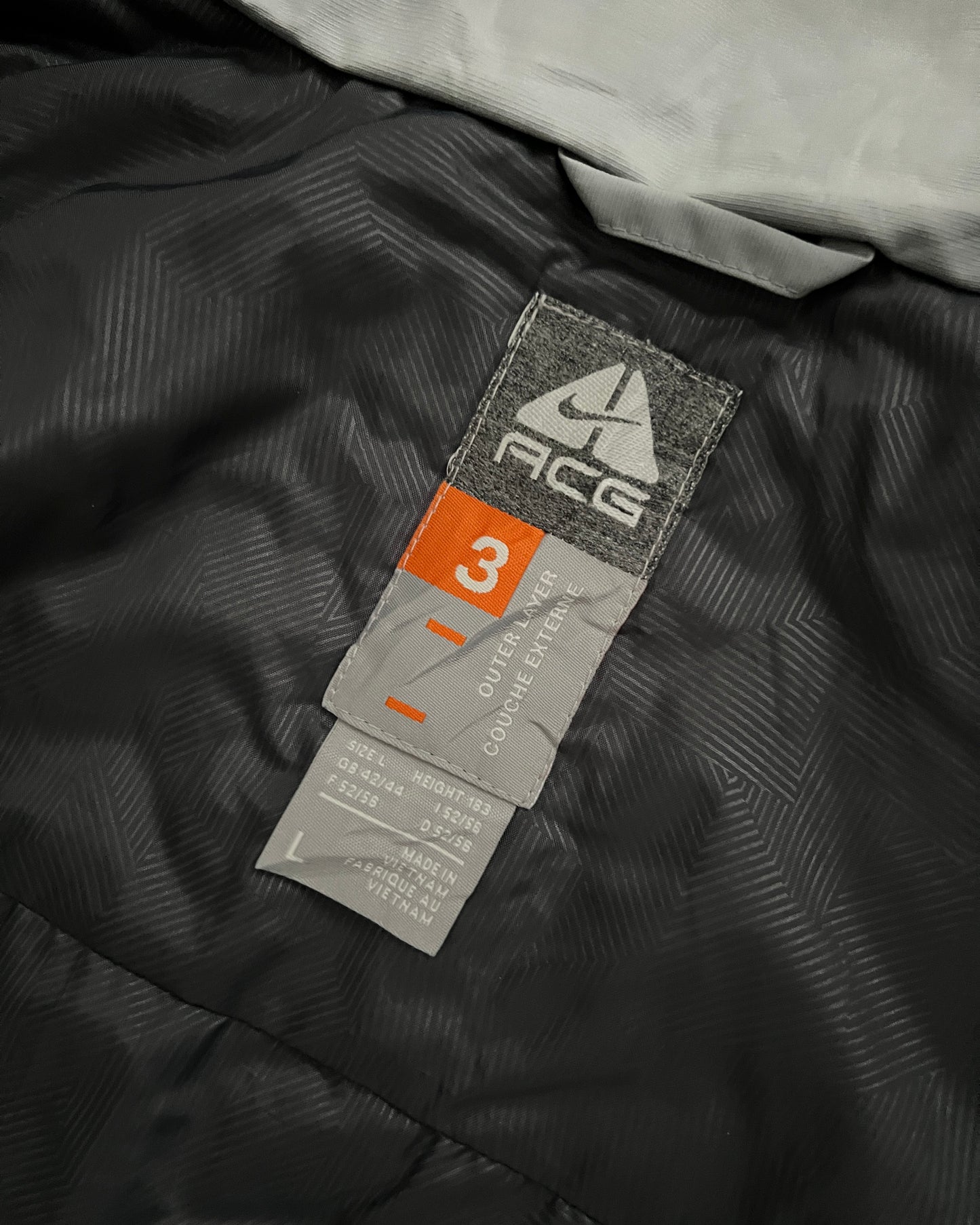 Nike ACG 00s Technical Insulated Shell Jacket - Size L