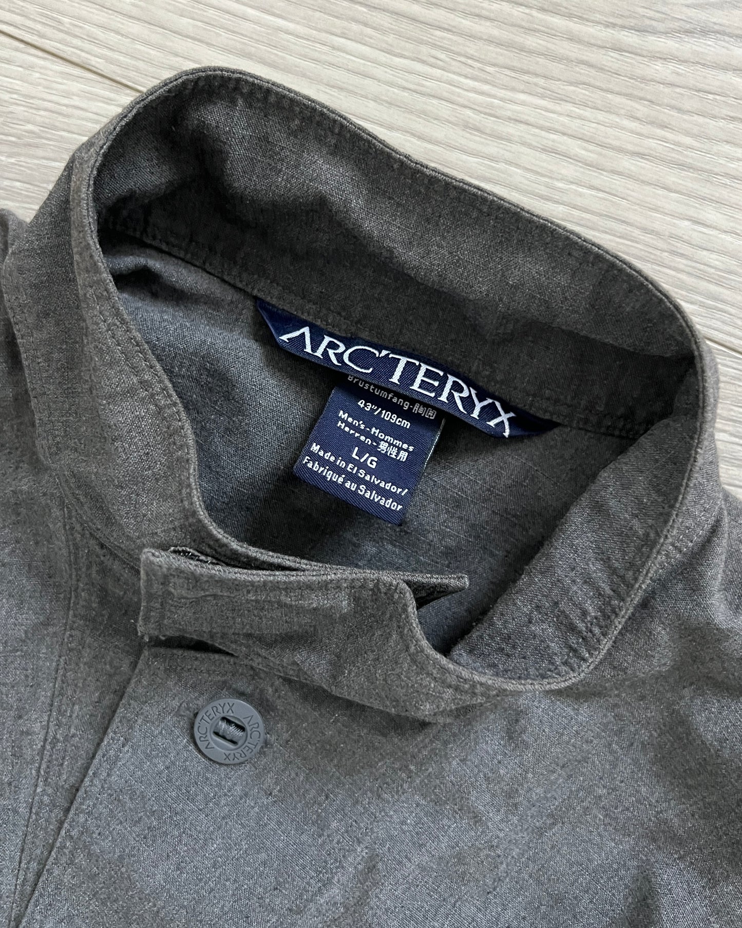 Arcteryx LEAF Assault FR Combat Shirt in Wolf Grey, Made in El Salvador - Size L