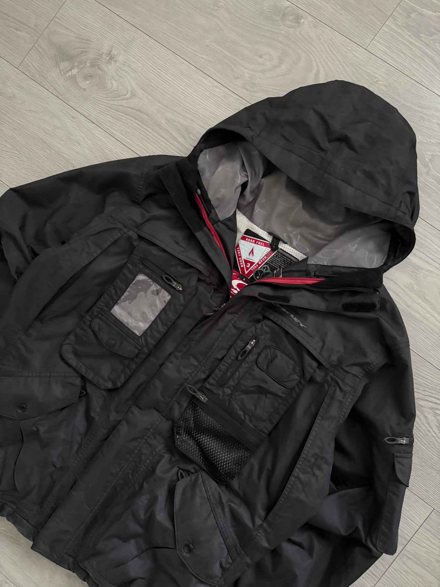 Oakley Road Fuel 2006 Waterproof Magnetic Latch Pocket Jacket - Size L