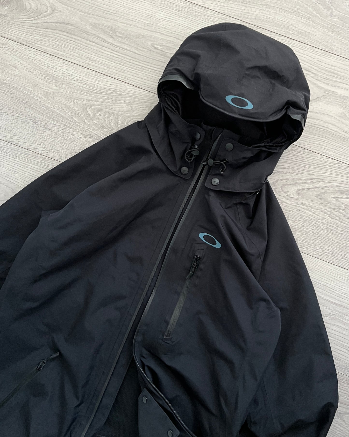 Oakley FW2014 Gore-Tex Technical Waterproof Jacket - Size L