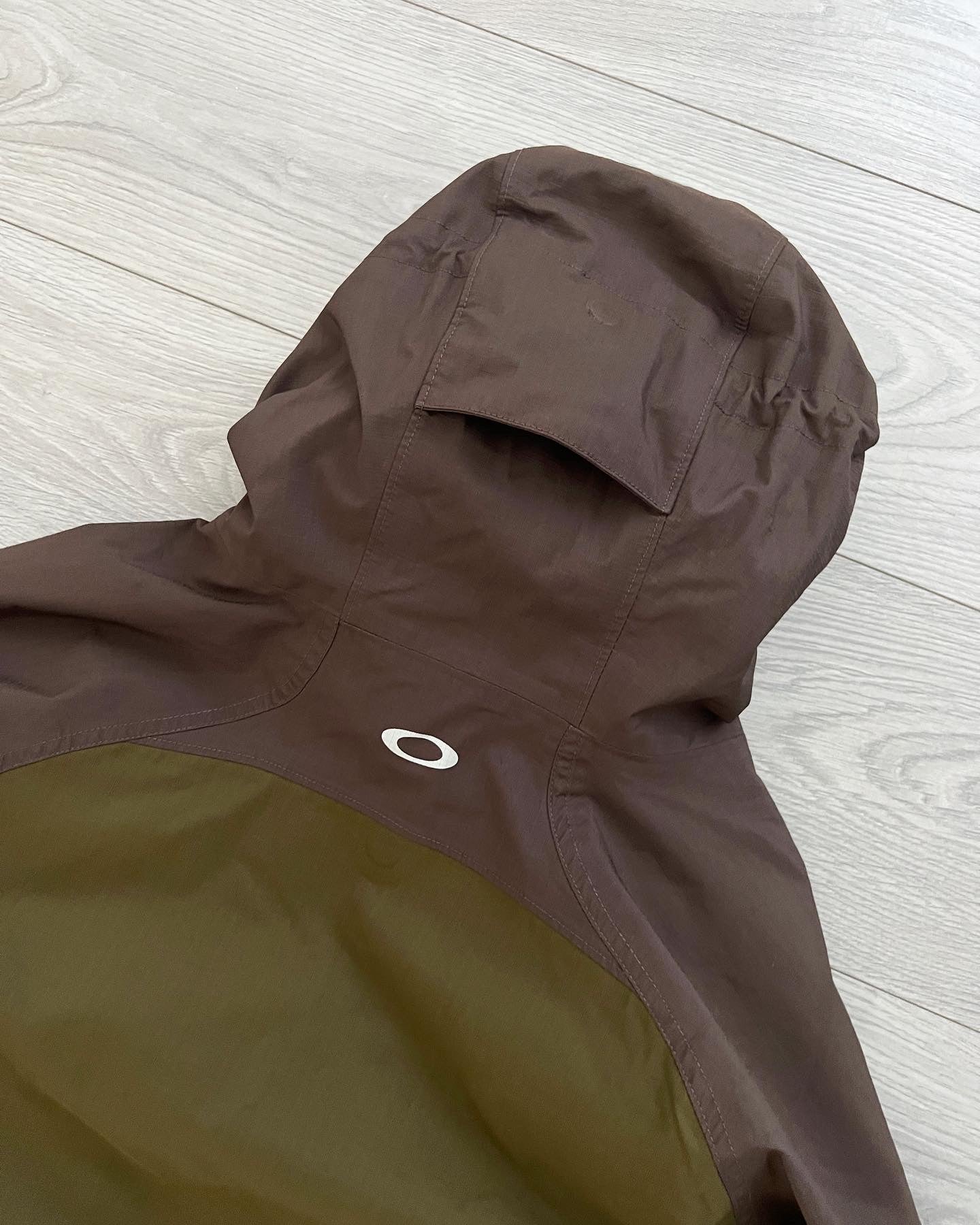 Oakley FW2007 Magnetic Hood Vent Zip Jacket - Size XXL