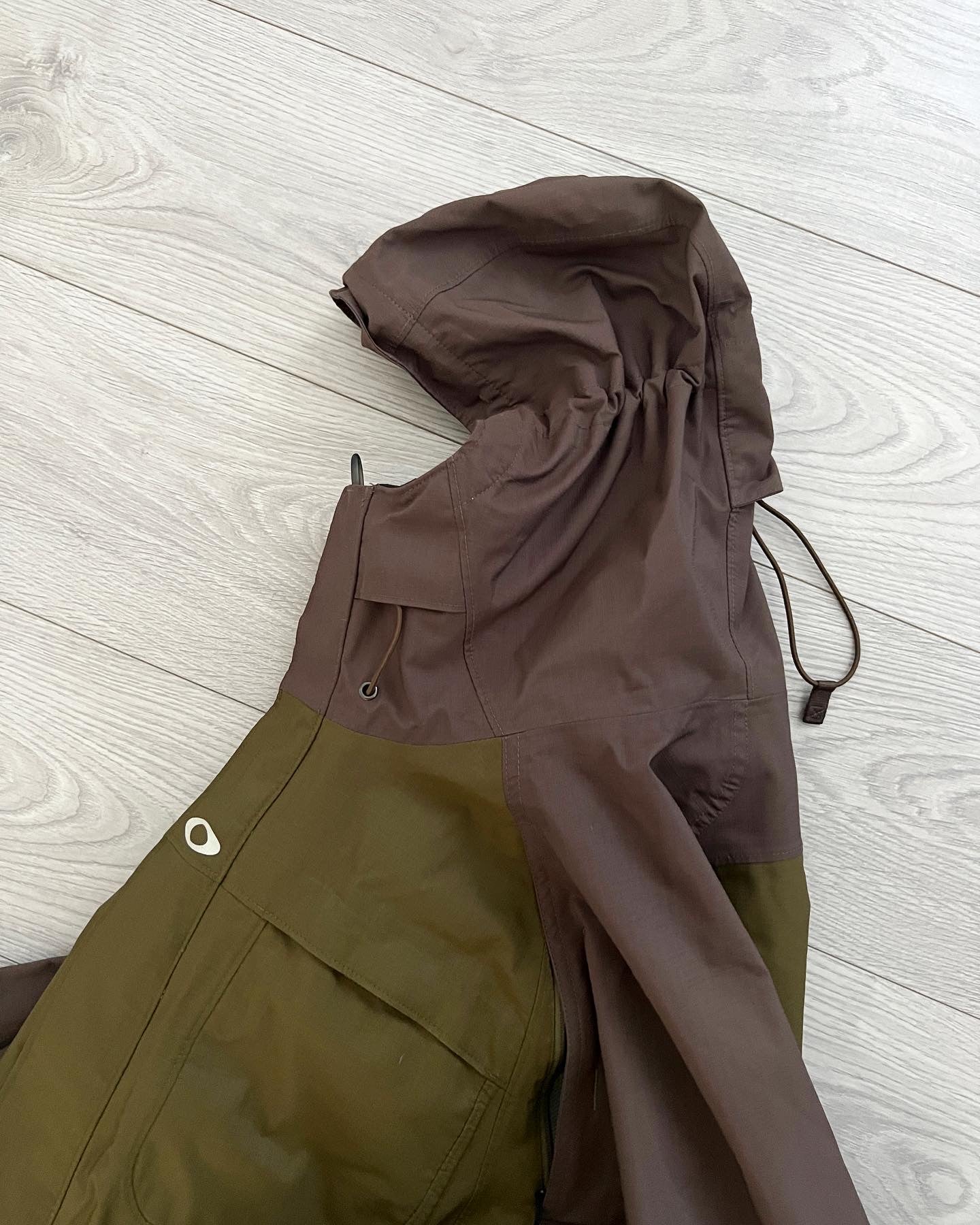 Oakley FW2007 Magnetic Hood Vent Zip Jacket - Size XXL