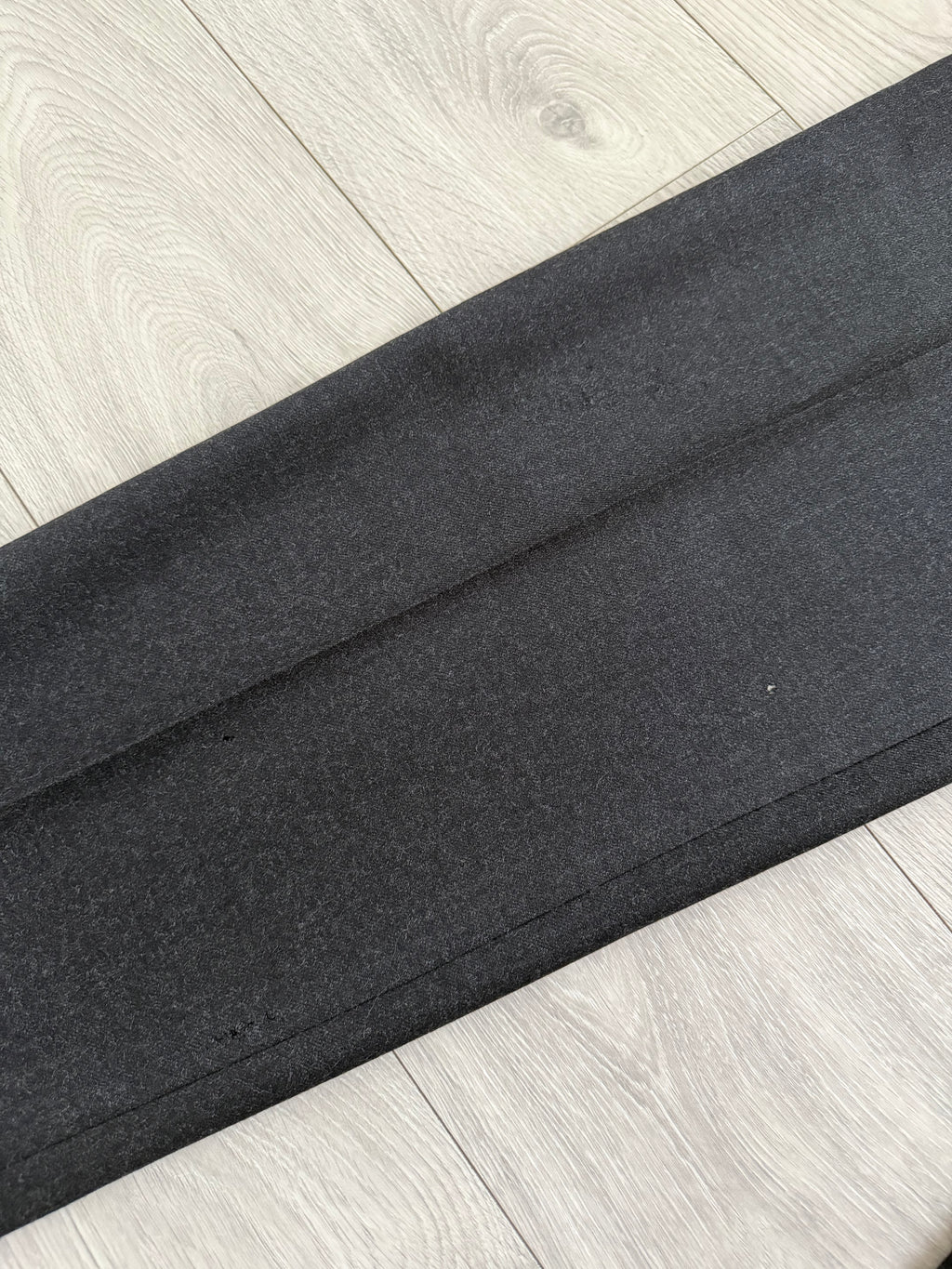 Giorgio Armani Mainline 1980s 2B Double Pleat Wool Charcoal Grey Suit - Size S Jacket / 30" Waist