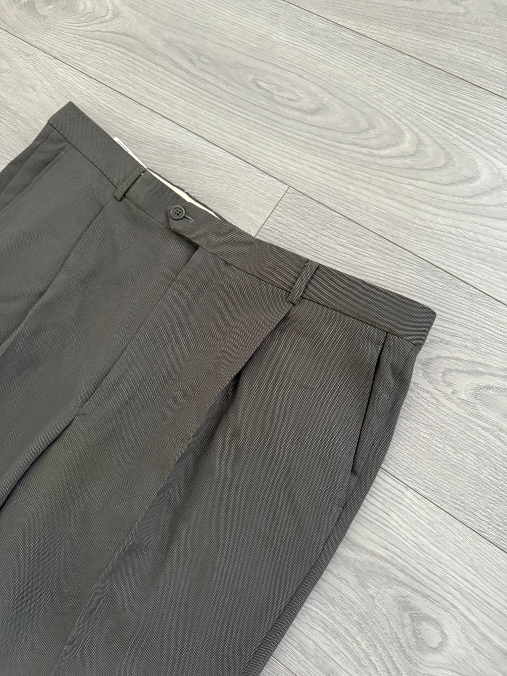 Armani 1990s Double Breasted Draped Pleated Wool Suit - Size XXL Jacket / 38" Waist