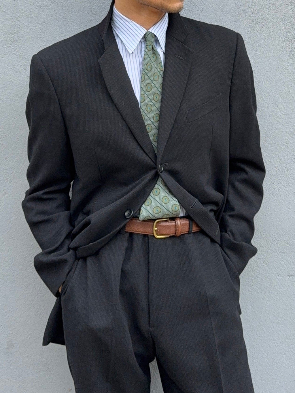 Armani 1990s 3B Draped Wool Black Suit - Size XL Jacket / 36" Waist
