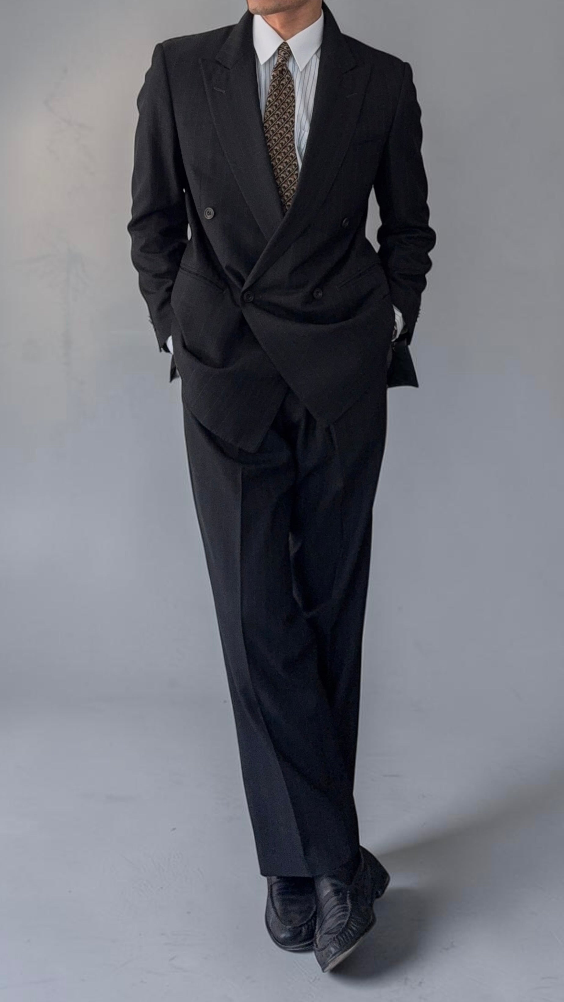Burberry 1990s Peak Lapel Double Breasted Pleated Black Grey Suit - Size M Jacket / 32" Waist