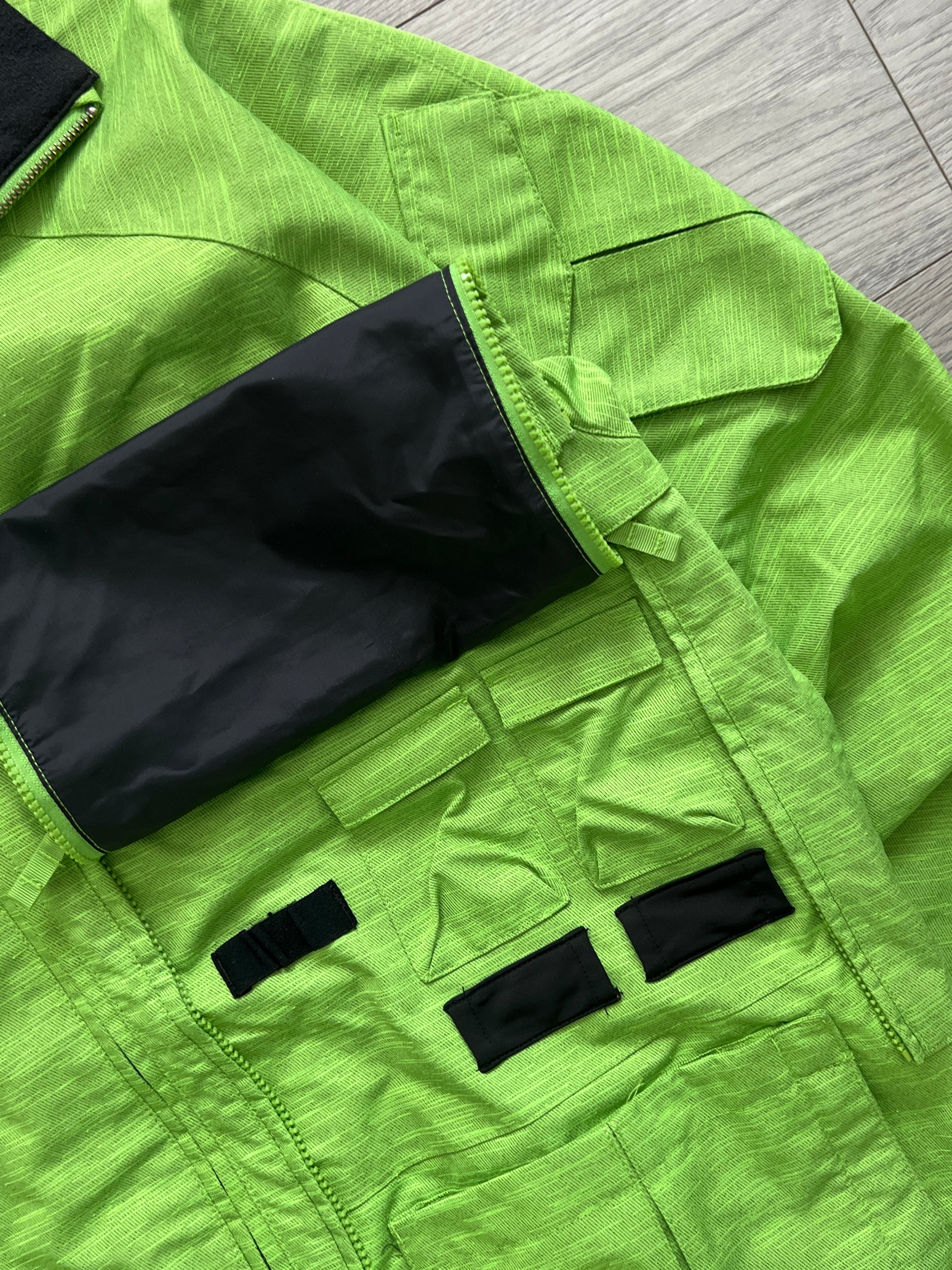 Burton Analog 00s Hidden Pocket Waterproof Tech Jacket - Size M
