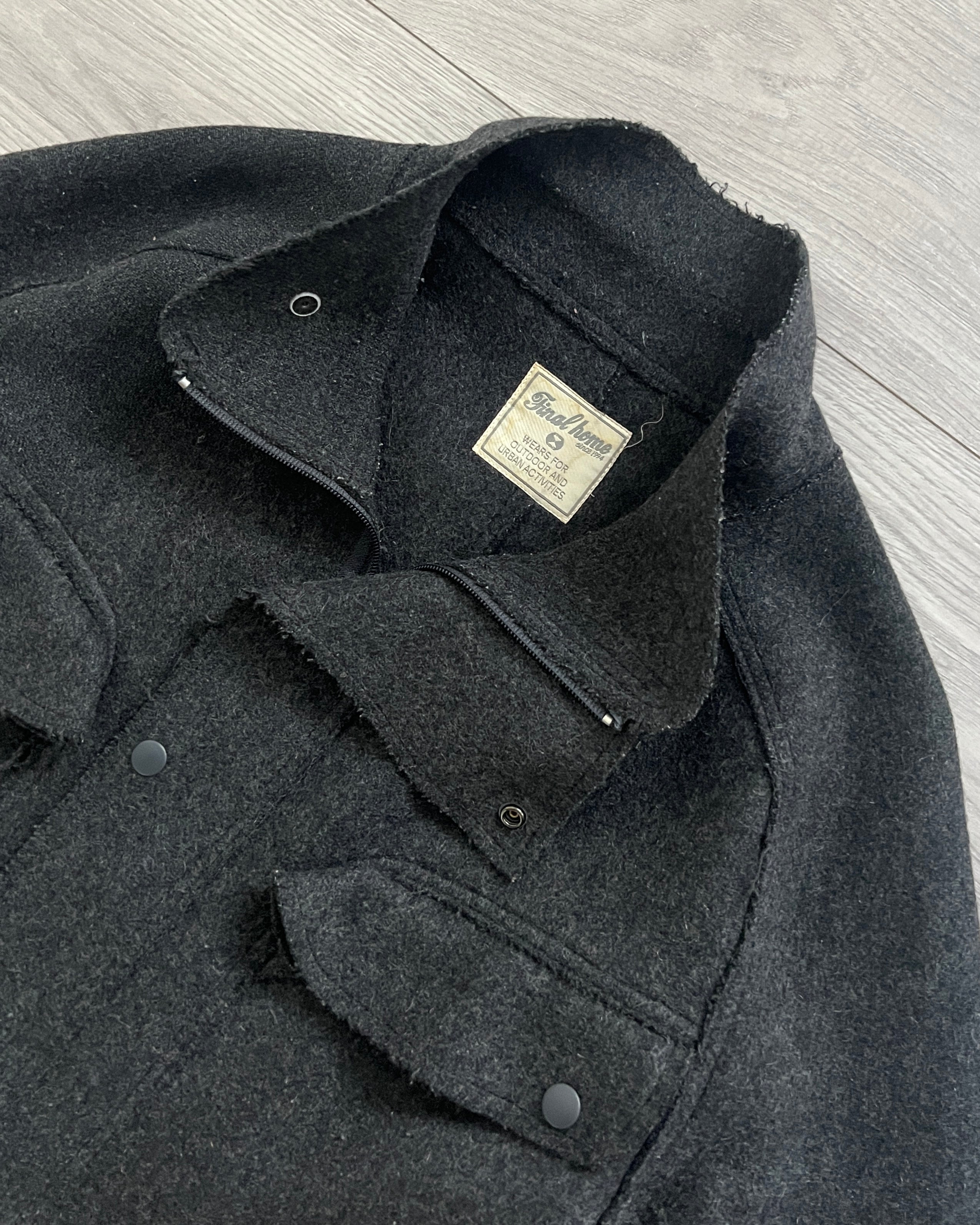 Final Home 1990s Raw Edge Curve Panelled Wool Coat - Size M