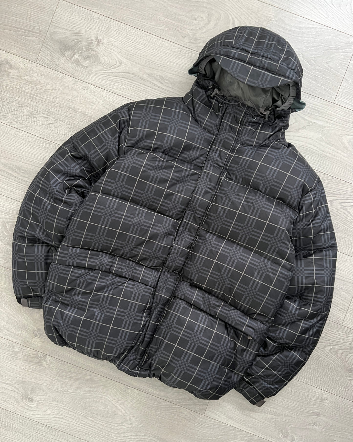 Burton Analog 00s Burberry Nova Check Imitation Down Puffer Jacket - Size L