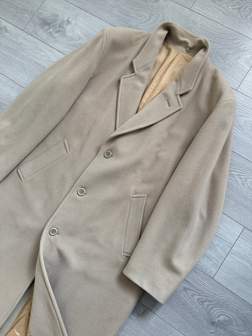 Hugo Boss 1980s 'De Tomaso' Wool Overcoat Cream - Size XL
