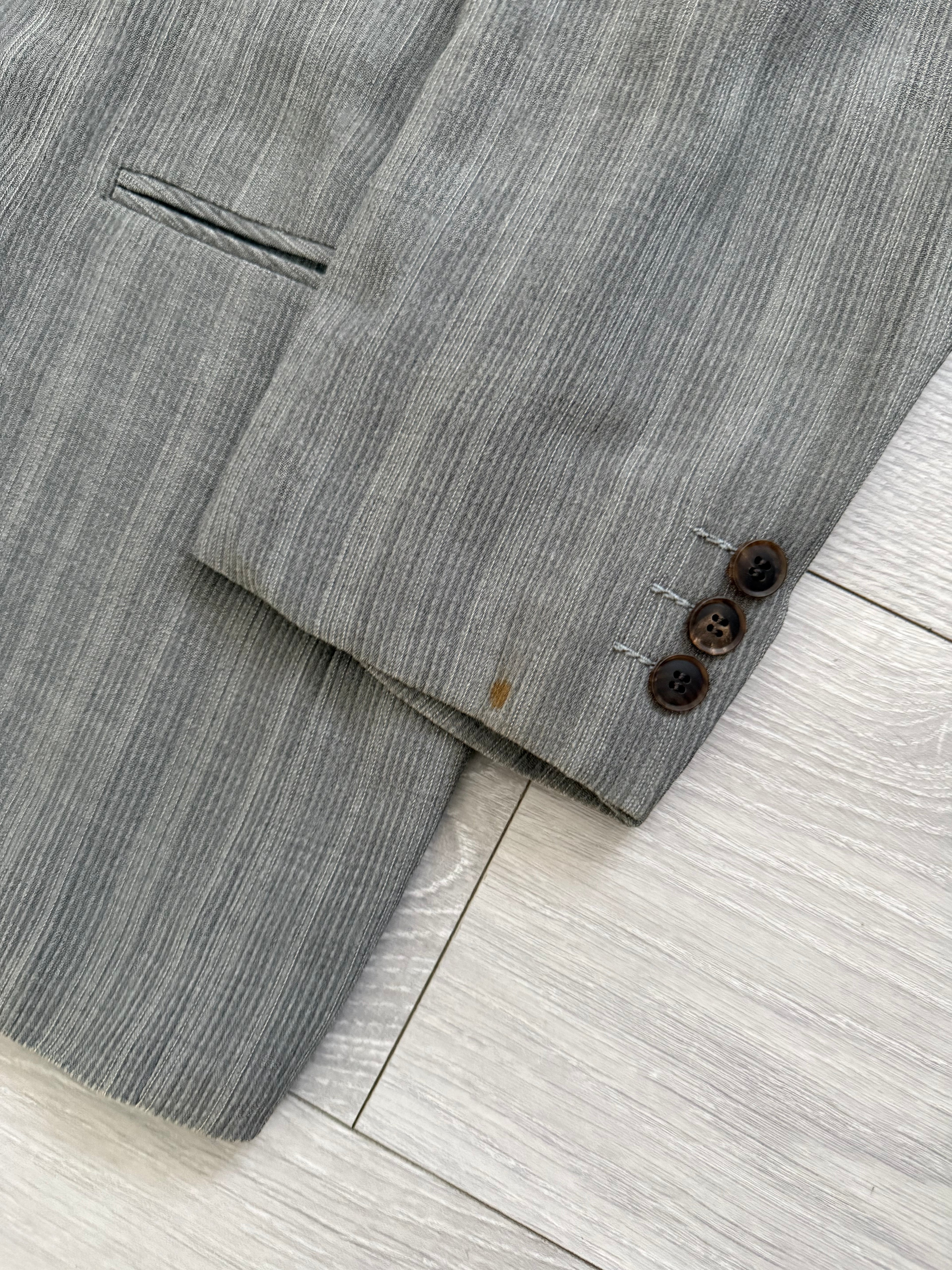 Basile 1980s Peaked Lapel Double Breasted Pleated Textured Wool Suit - Size M Jacket / 31" Waist