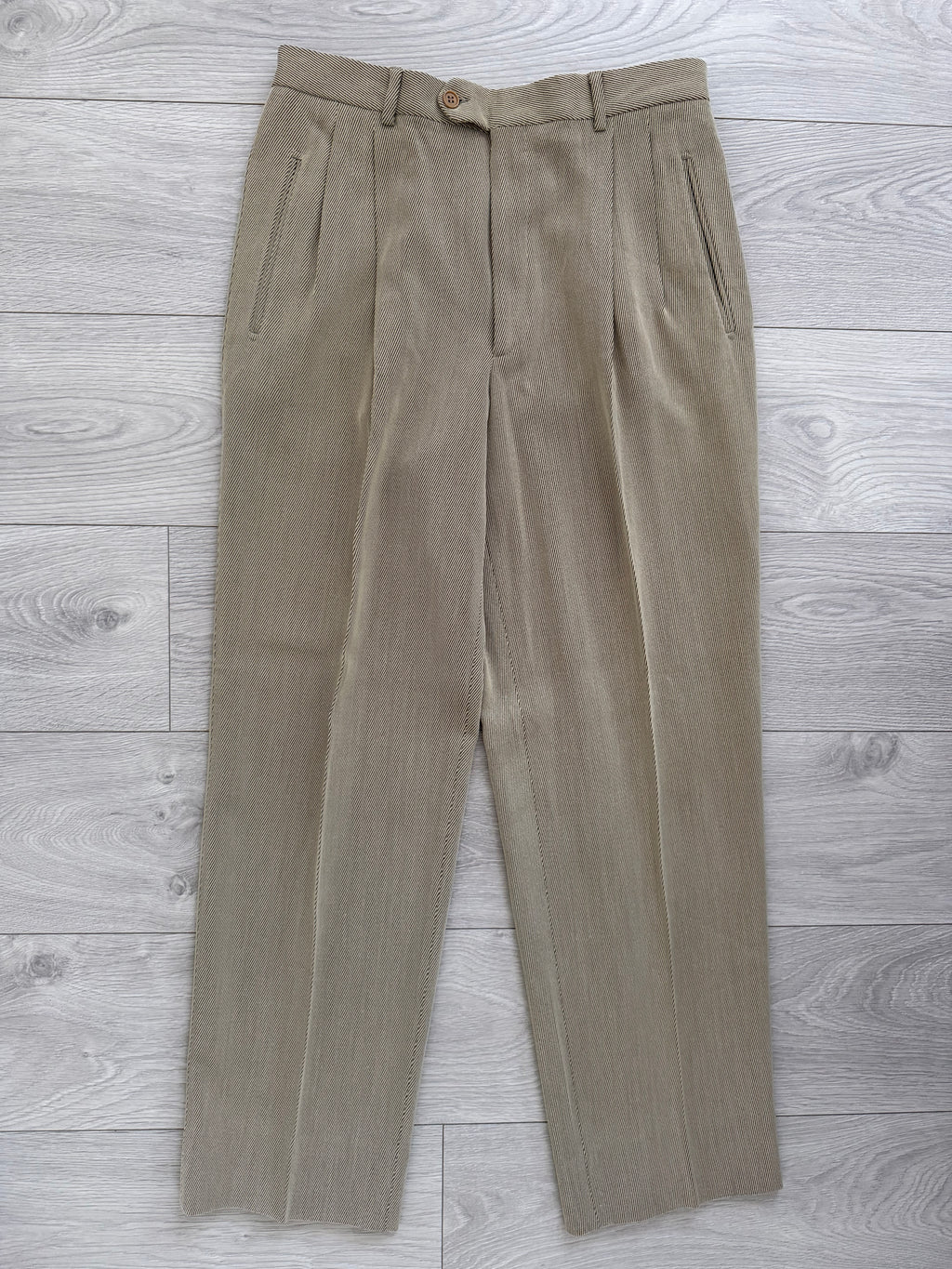 Emporio Armani 1990s Crepe Twill Weave 3B Double-Pleated Suit Sand Beige - Size M Jacket / 32" Waist