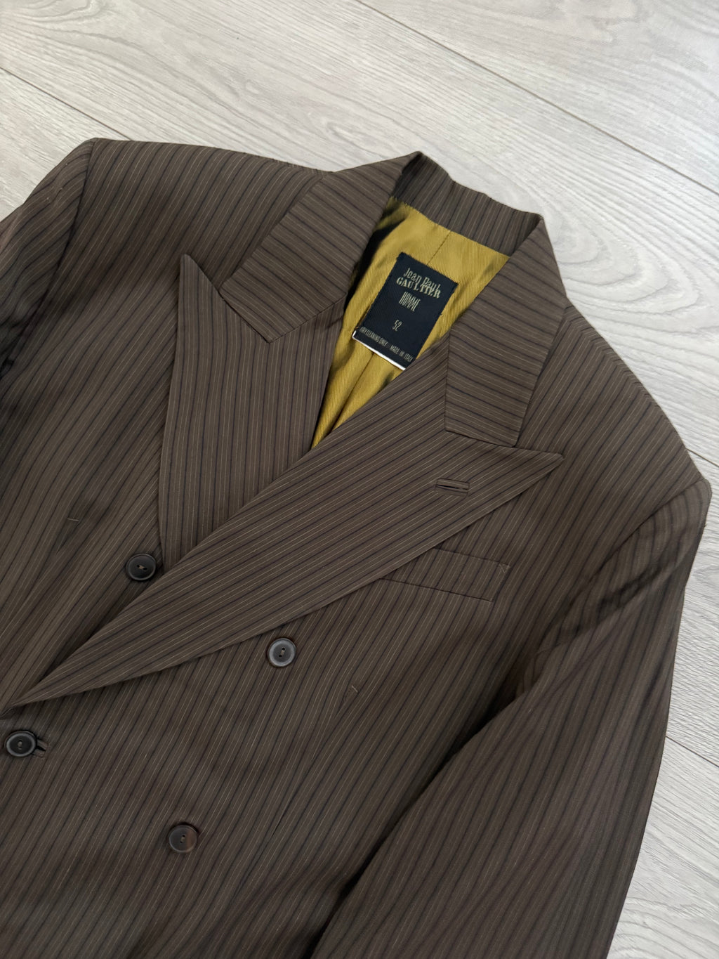 Jean Paul Gaultier 1990s Peaked Lapel Double Breasted Pleated Textured Suit - Size XL Jacket / 34" Waist