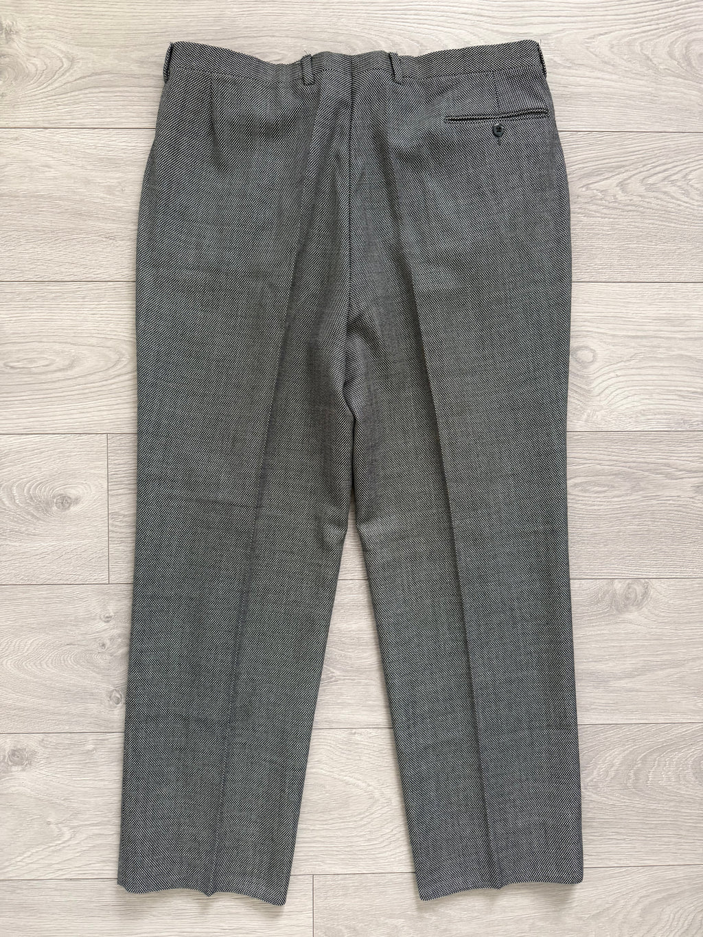Louis Feraud Armani 1990s Peaked Lapel Pleated Double Breasted Wool Suit - Size XL Jacket / 36" Waist