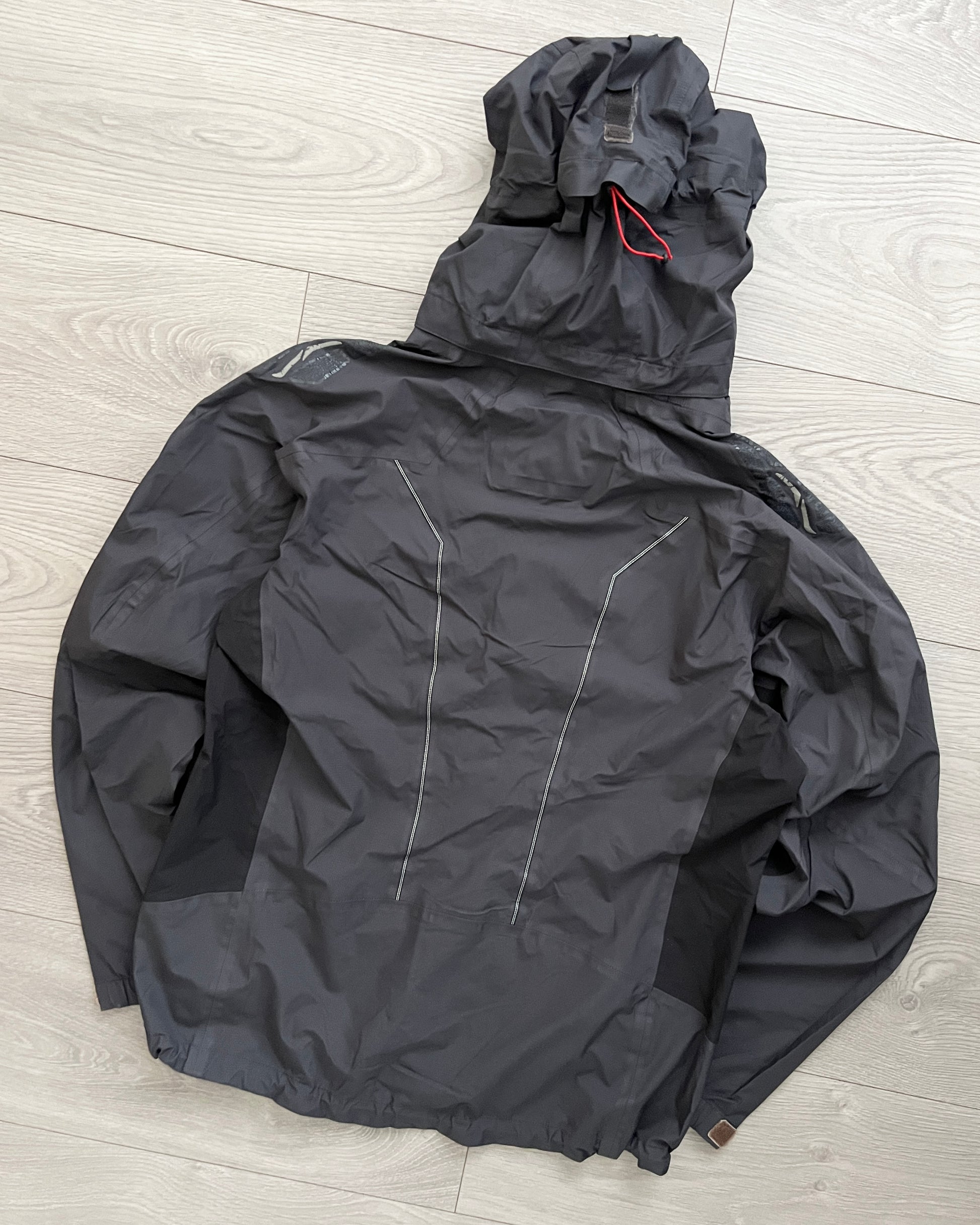 Montbell 00s Technical Gore-Tex Waterproof Jacket - Size S – NDWC0 