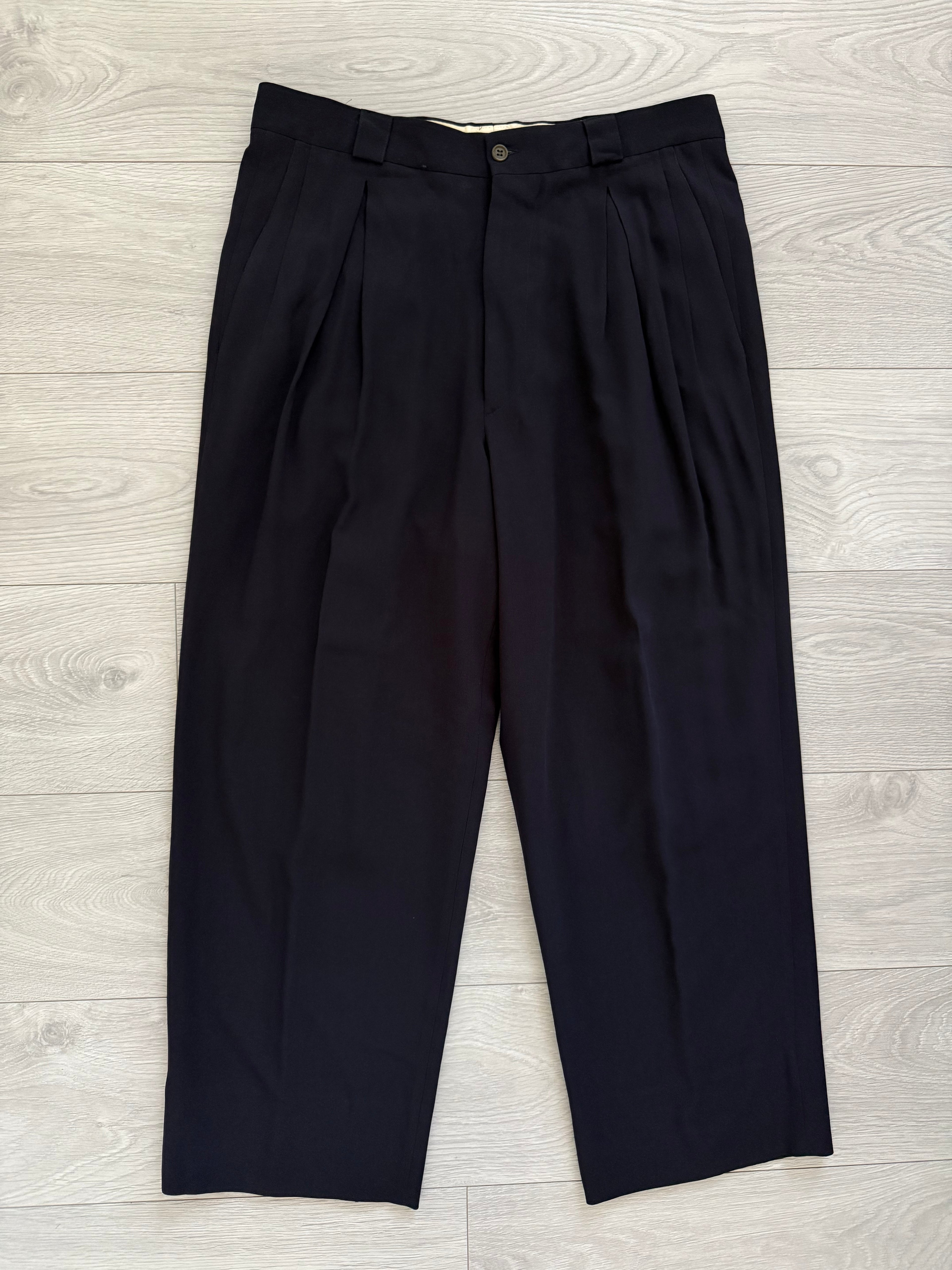 Giorgio Armani 1990s Black Label Peaked Lapel Double Breasted Navy Wool Pleated Draped Suit - Size L Jacket / 34" Waist