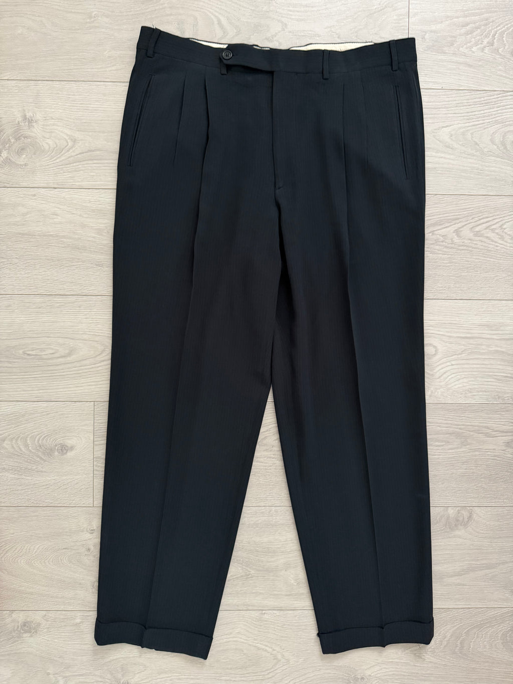 Giorgio Armani Black Label 1990s Peaked Lapel Double Breasted Pleated Wool Suit - Size XXXL Jacket / 40" Waist