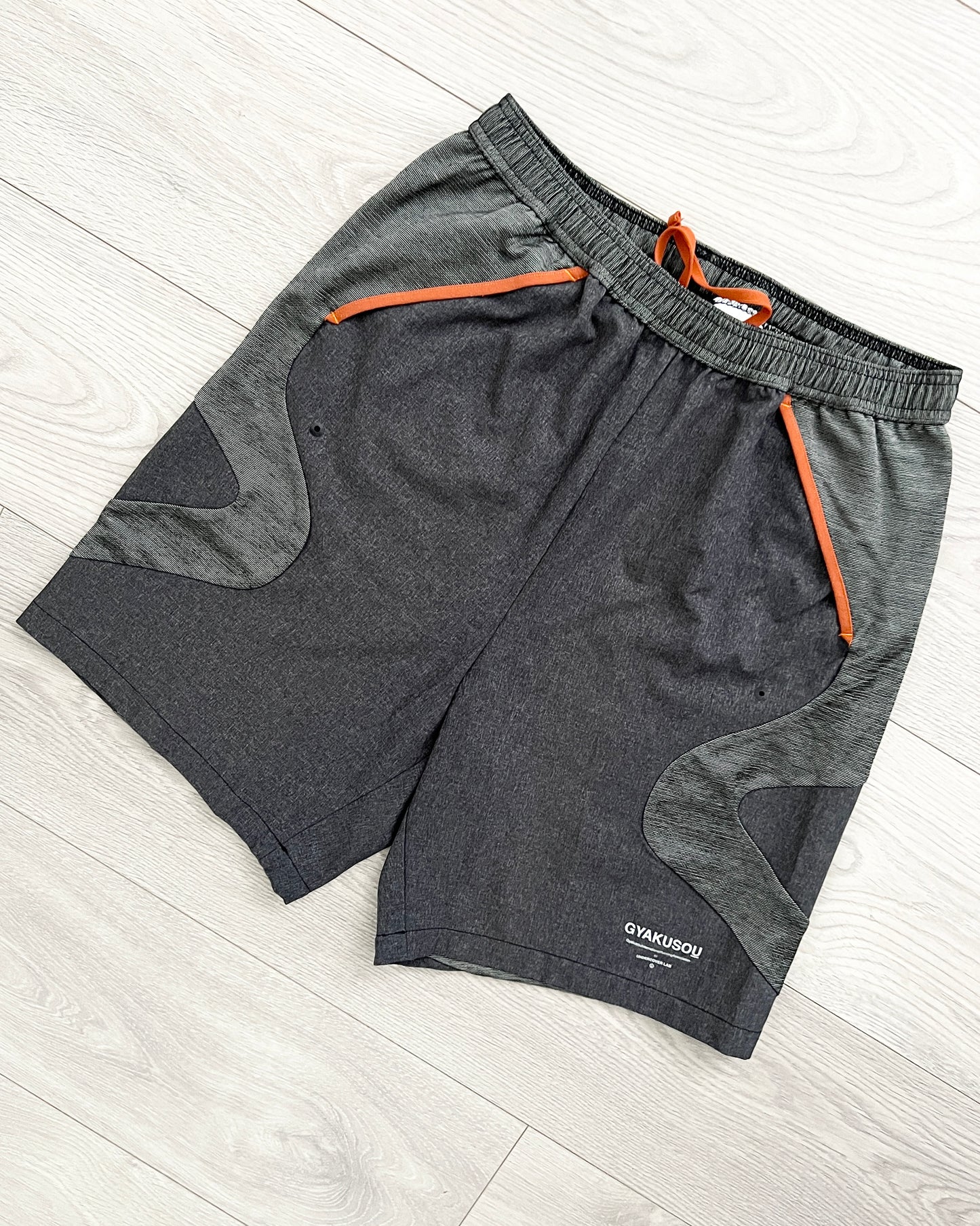 Nike Gyakusou FW2011 Curve Panelled Technical Shorts - Size M