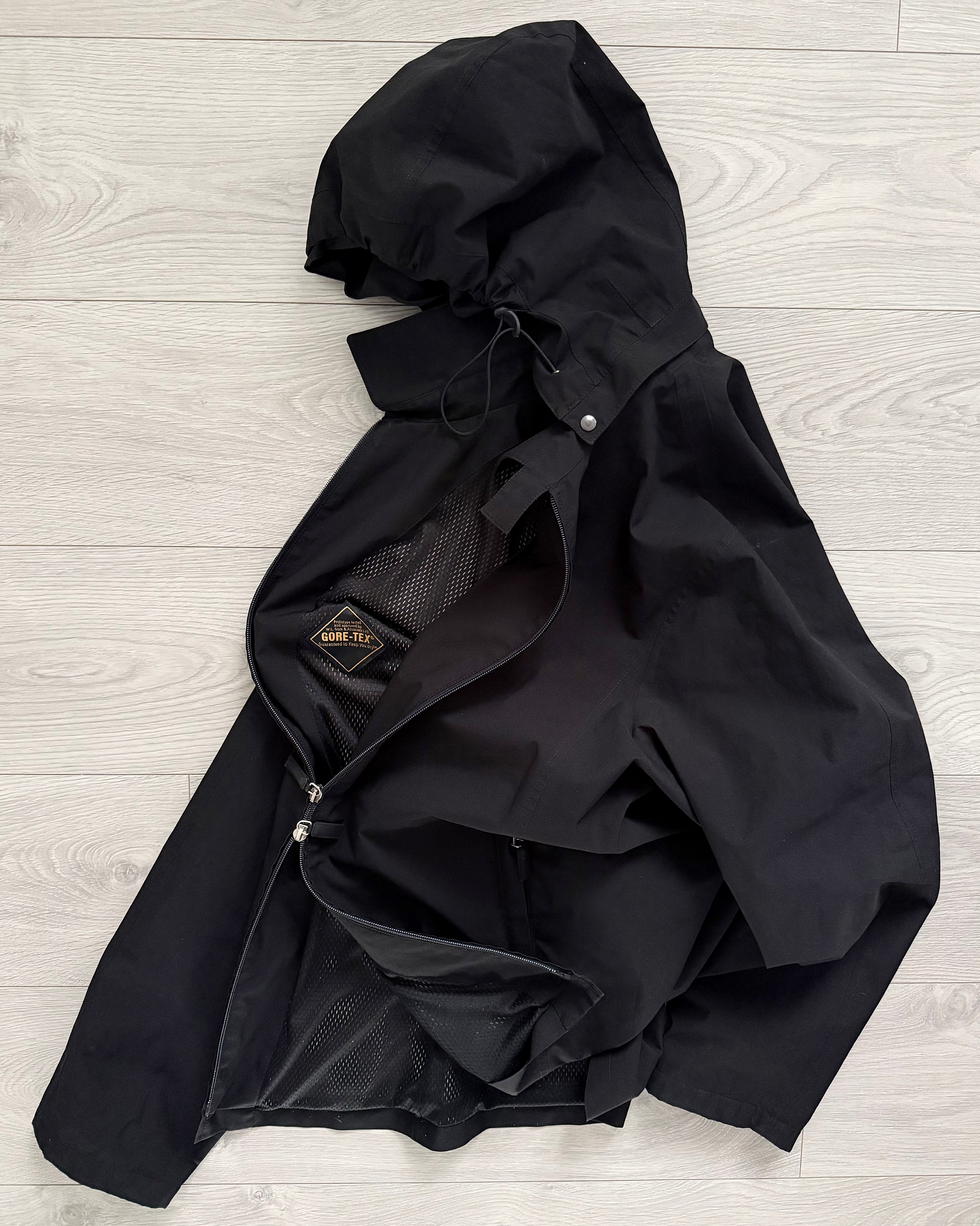 Prada Sport 00s Gore-Tex Technical Jacket - Size M