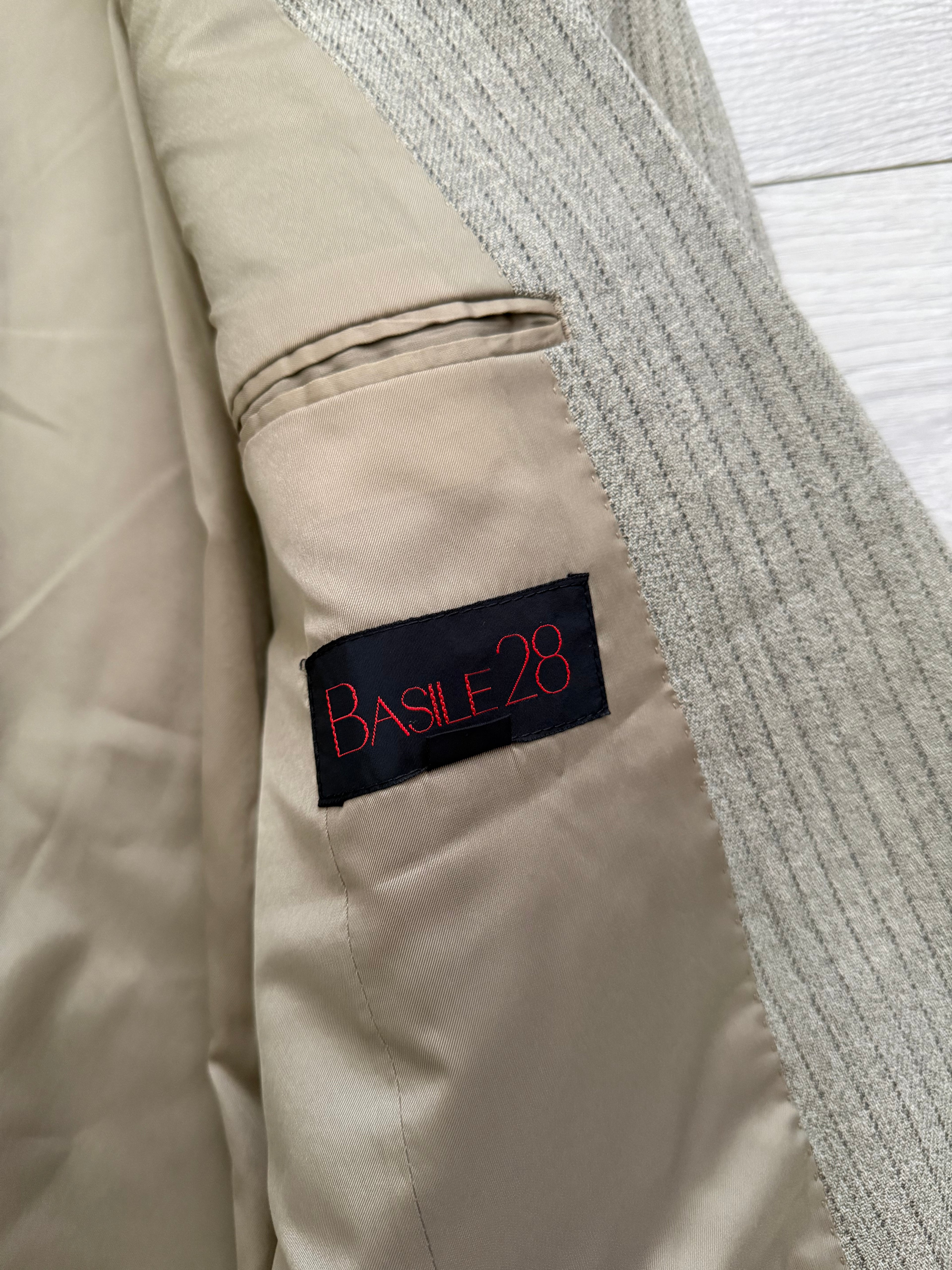 Basile 1980s Torello Viera Fabric Peaked Lapel Double Breasted Pleated Wool Suit - Size M Jacket / 31" Waist