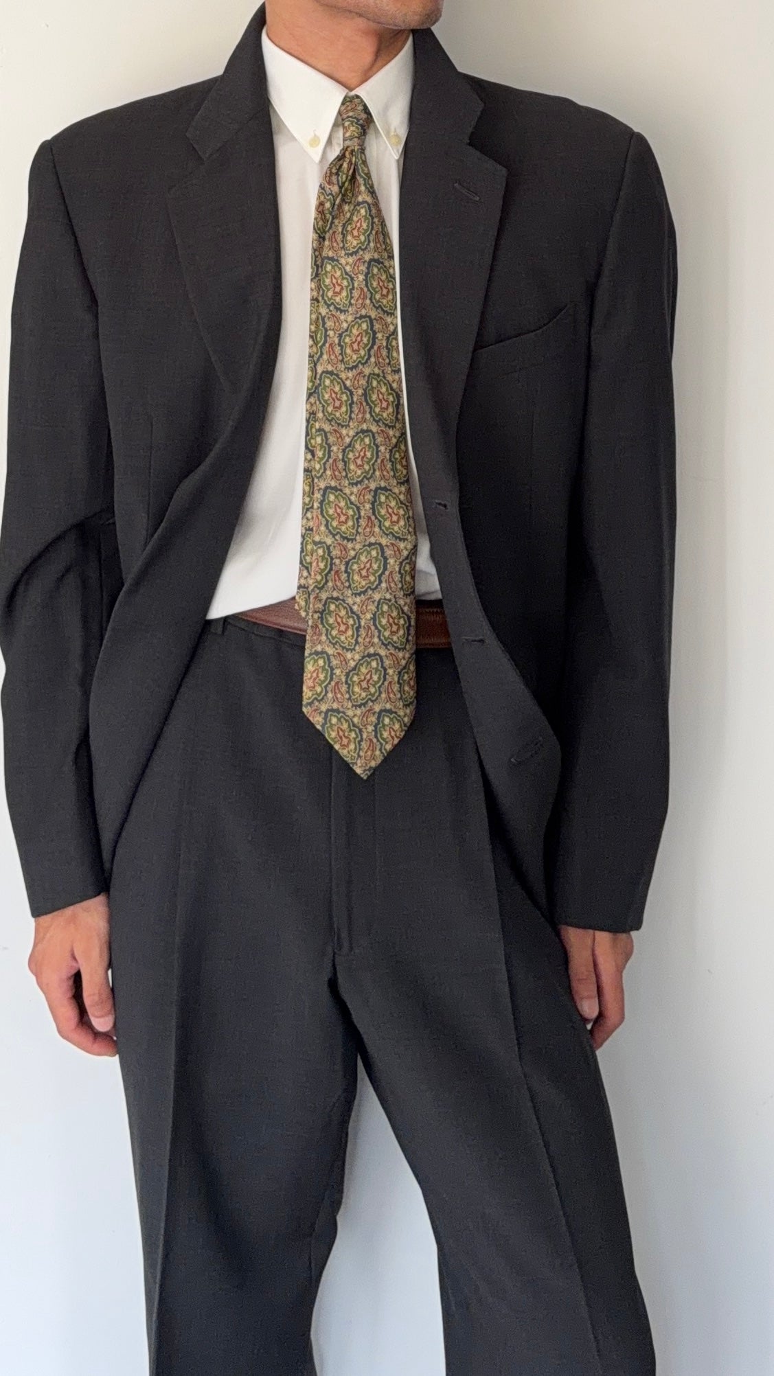 Giorgio Armani 1980s 3B Charcoal Grey Pleated Wool Suit - Size XL Jacket / 36" Waist