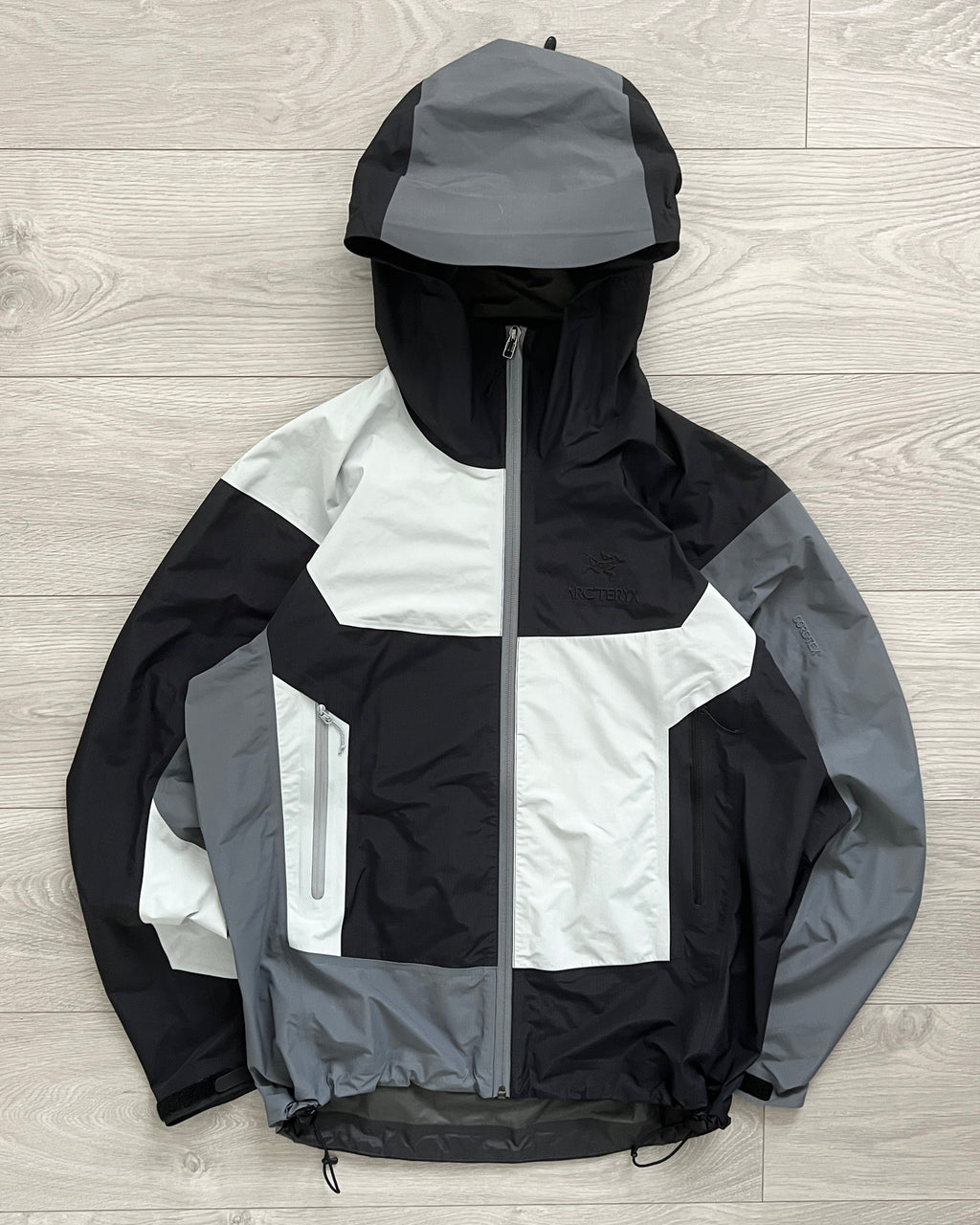 Arcteryx Beams SS2017 Beta Gore-Tex Patchwork Jacket - Size S